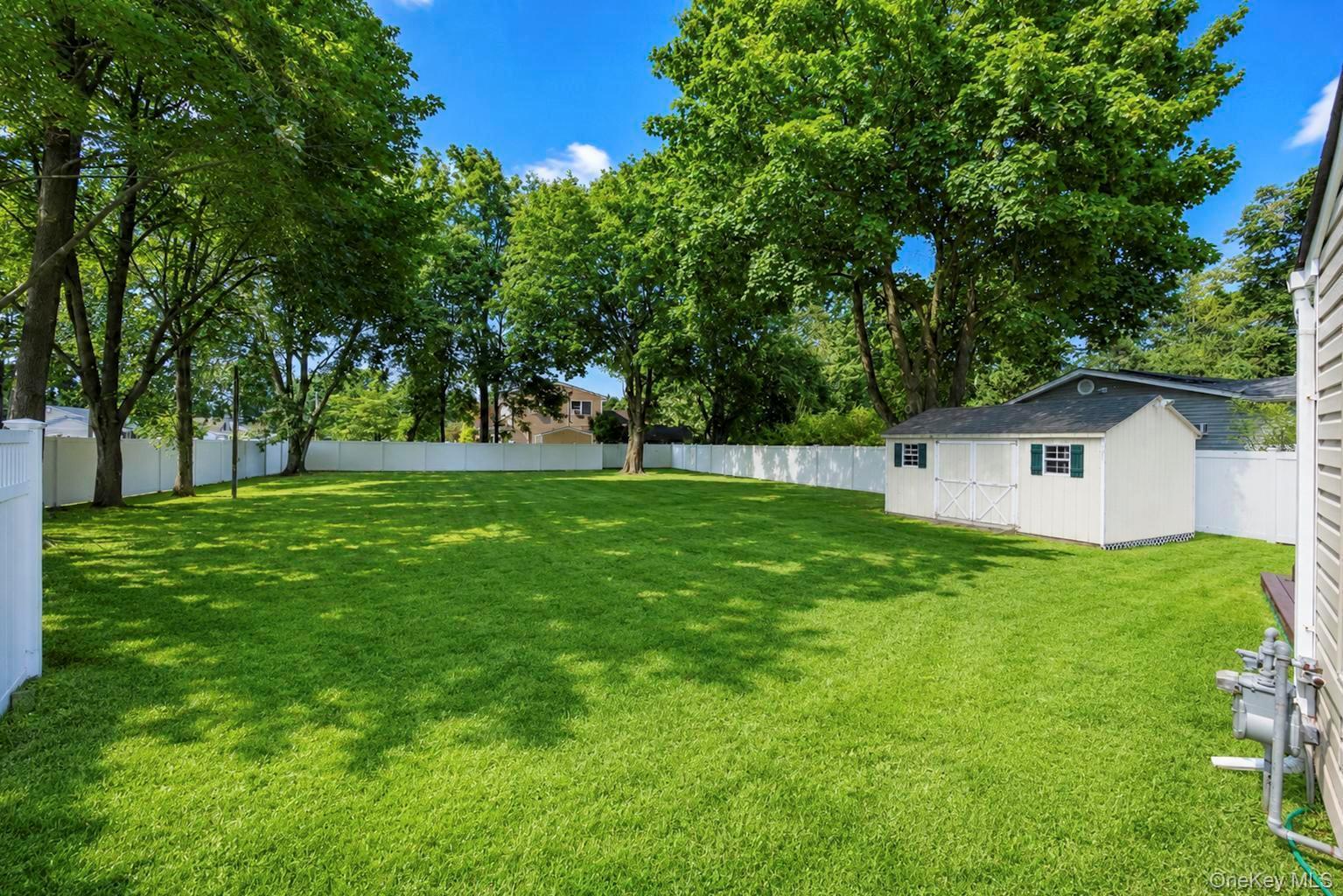 Single Family Lowell Road Suffolk County, NY 11782, MLS-1039664-3