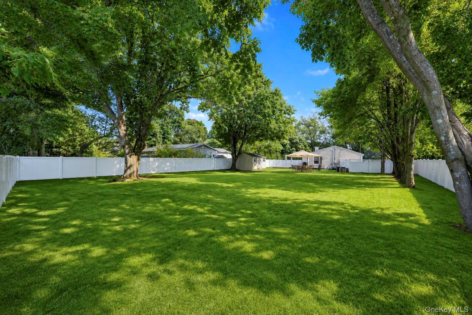 Single Family Lowell Road Suffolk County, NY 11782, MLS-1039664-4