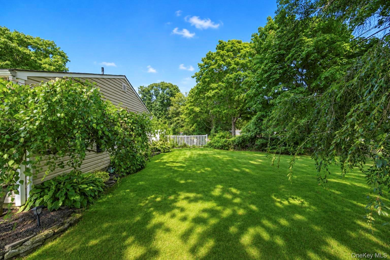 Single Family Lowell Road Suffolk County, NY 11782, MLS-1039664-7