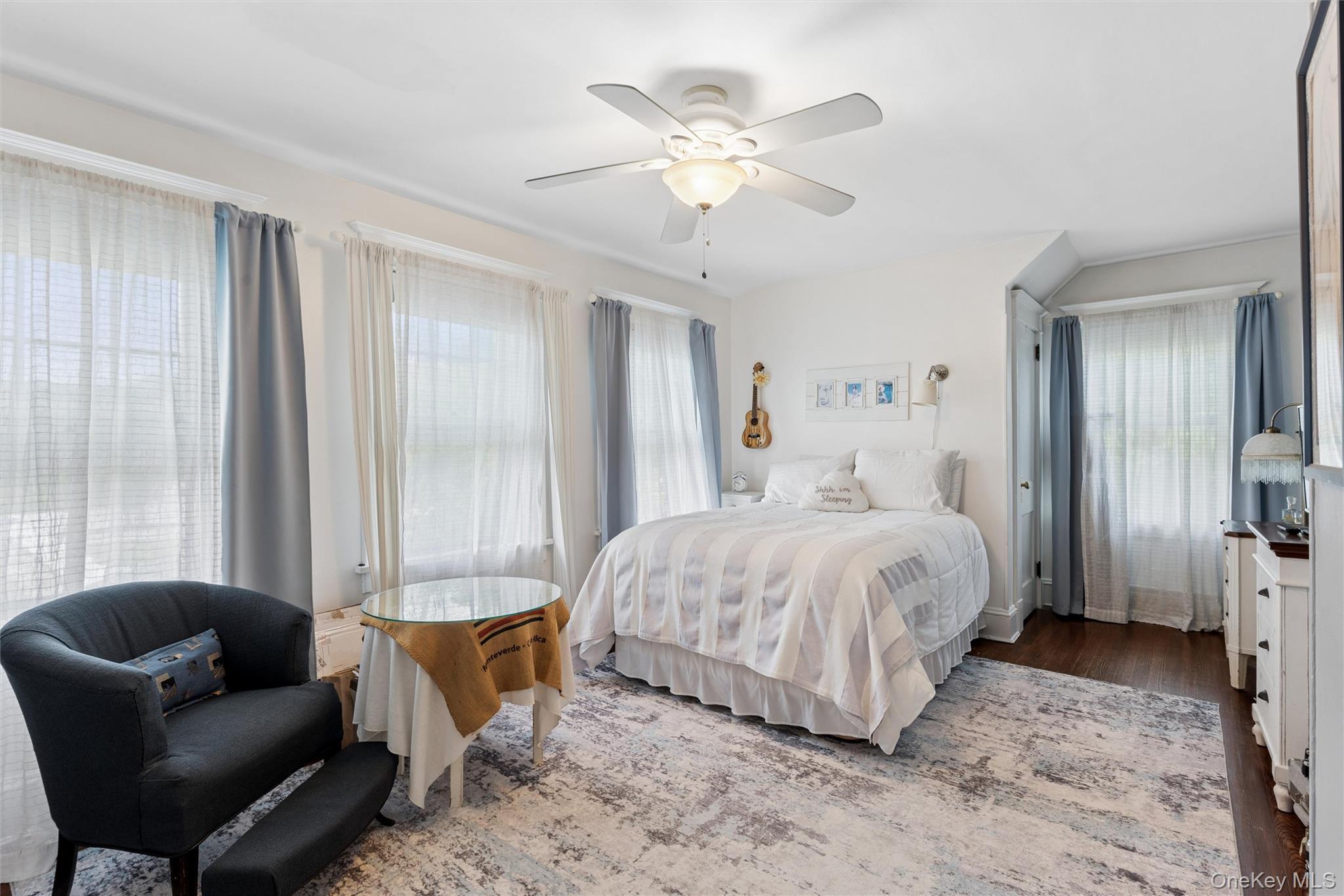 Single Family Islip Avenue Suffolk County, NY 11751, MLS-1039668-18