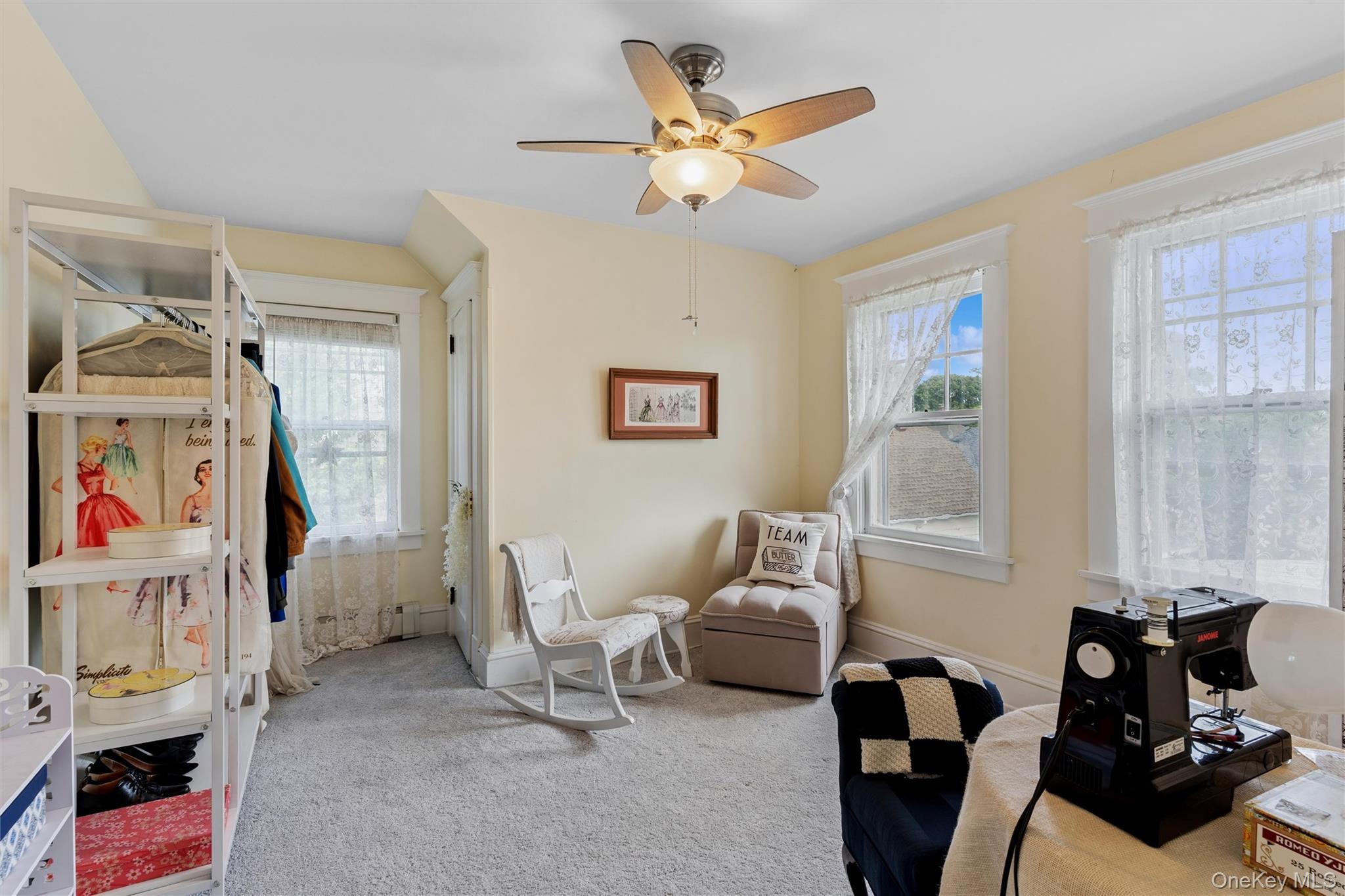 Single Family Islip Avenue Suffolk County, NY 11751, MLS-1039668-21