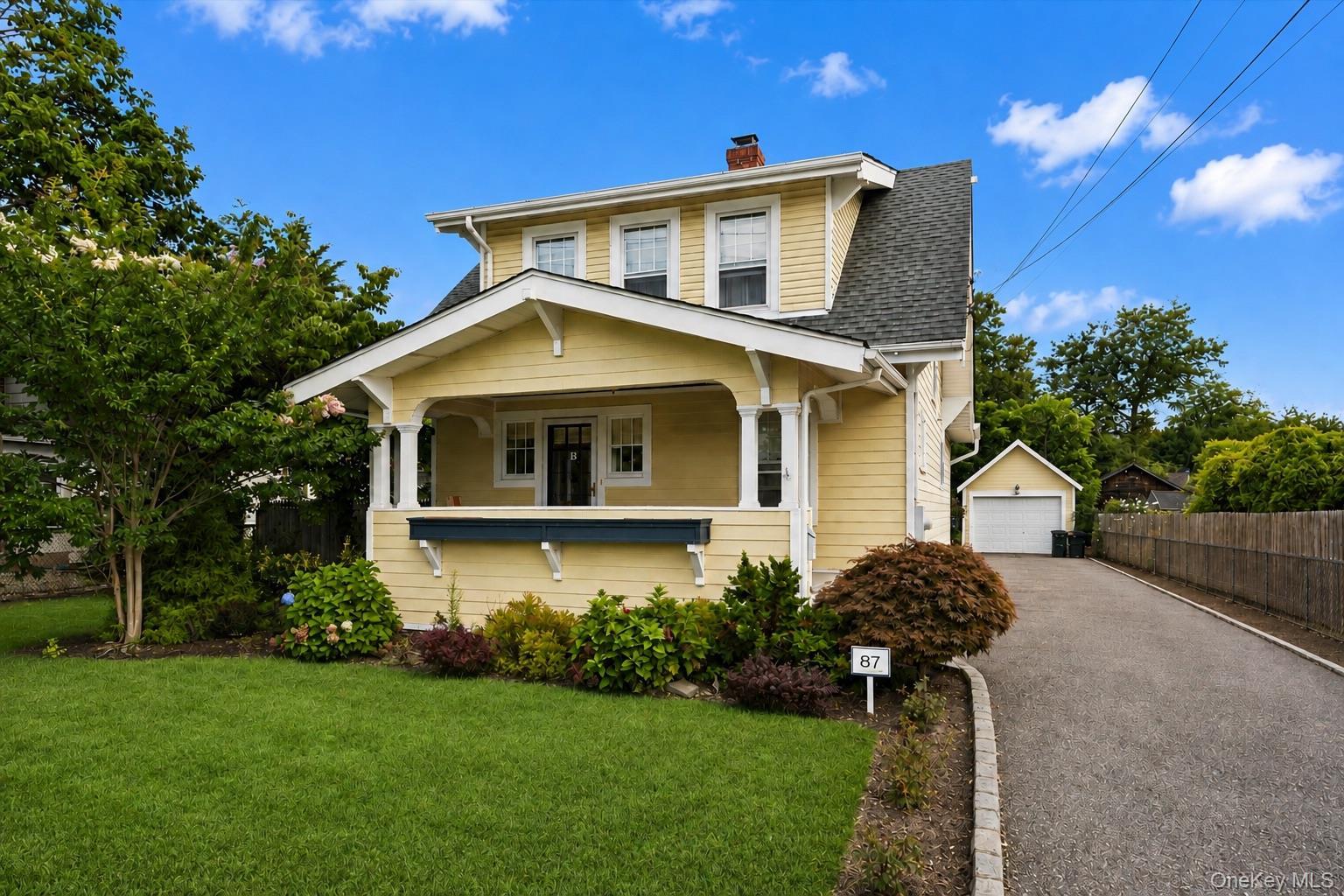 Single Family Islip Avenue Suffolk County, NY 11751, MLS-1039668-23