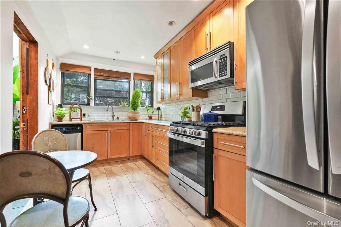 Single Family 118th Street  Queens, NY 11415, MLS-1039670-12