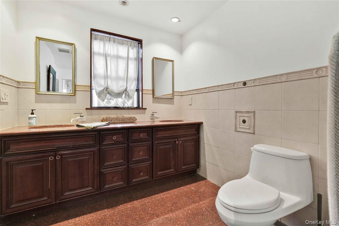 Single Family 118th Street  Queens, NY 11415, MLS-1039670-24