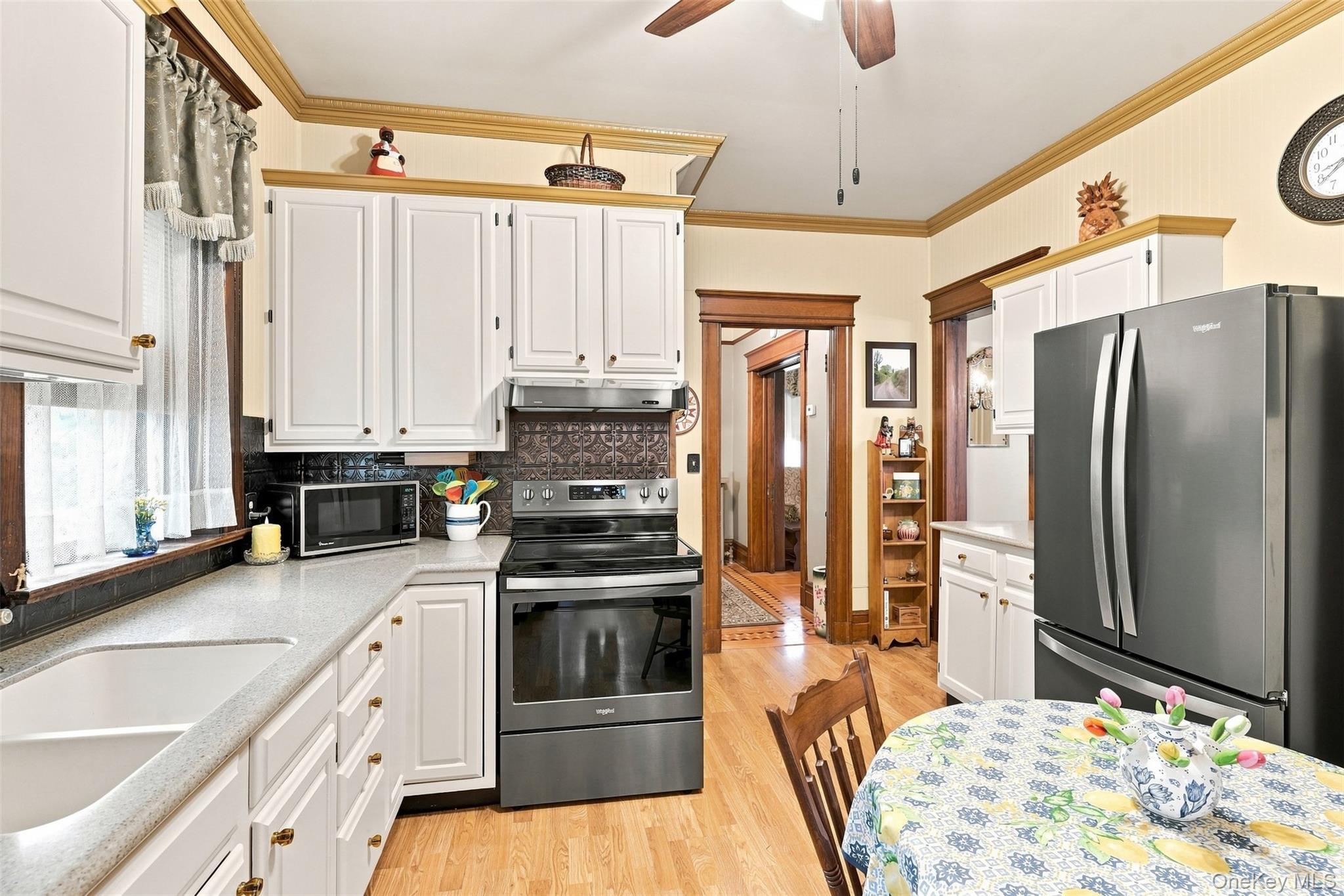 Single Family Albany Avenue Ulster County, NY 12401, MLS-1039671-16