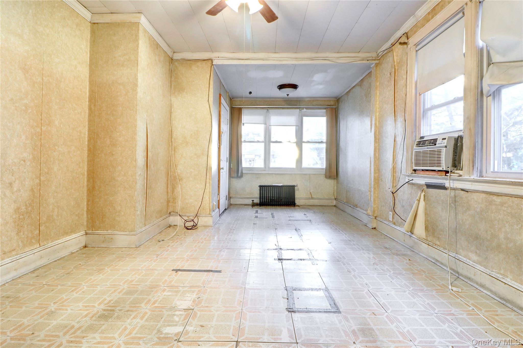 Single Family 69th Place Queens, NY 11385, MLS-1039675-19