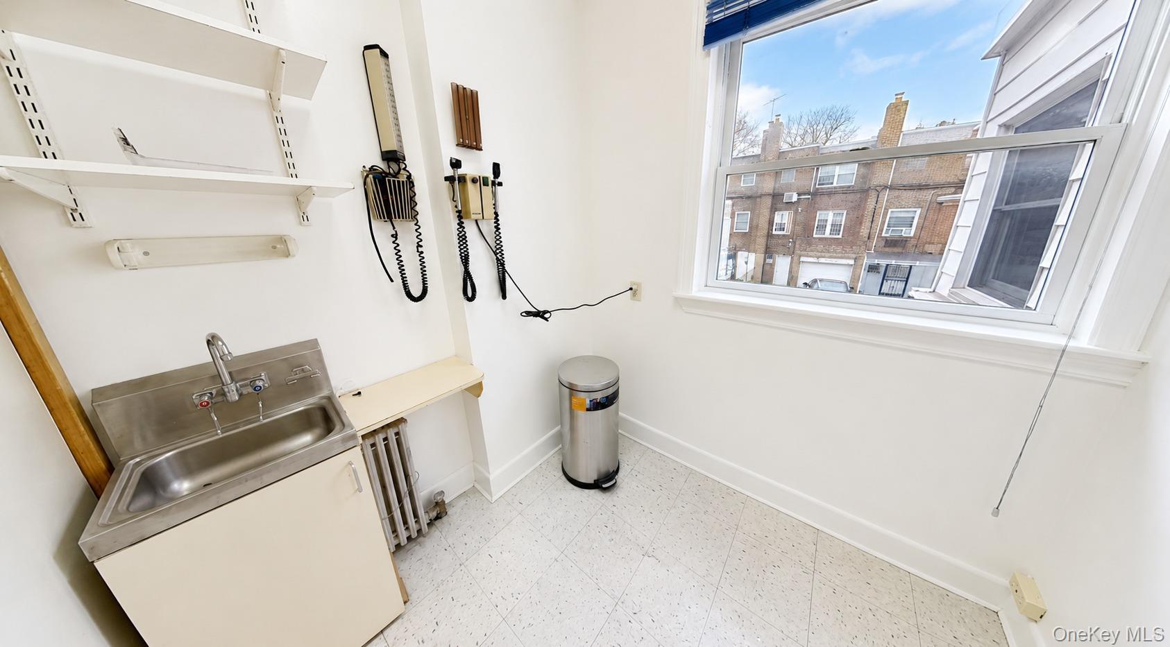 Single Family Jewel Avenue Queens, NY 11367, MLS-1039677-10