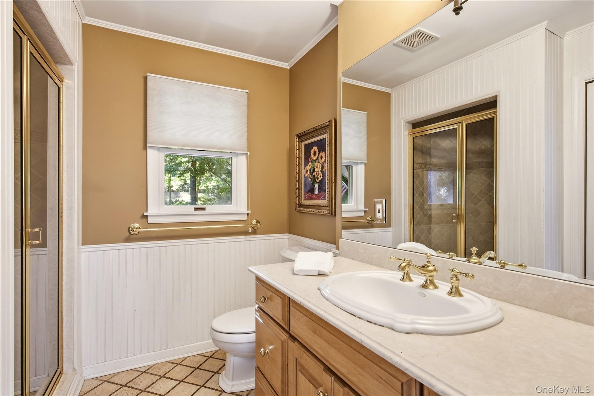 Single Family Crosby Place Suffolk County, NY 11724, MLS-1039686-16