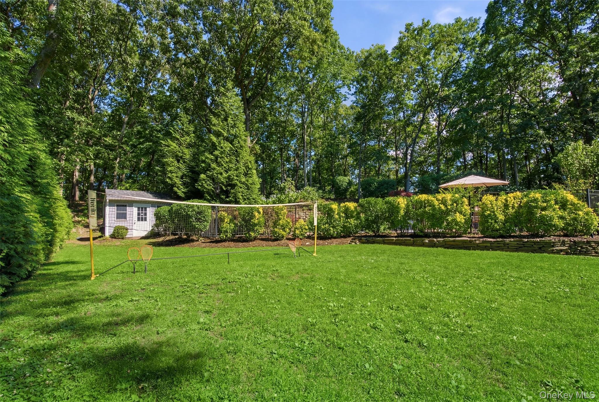 Single Family Crosby Place Suffolk County, NY 11724, MLS-1039686-32