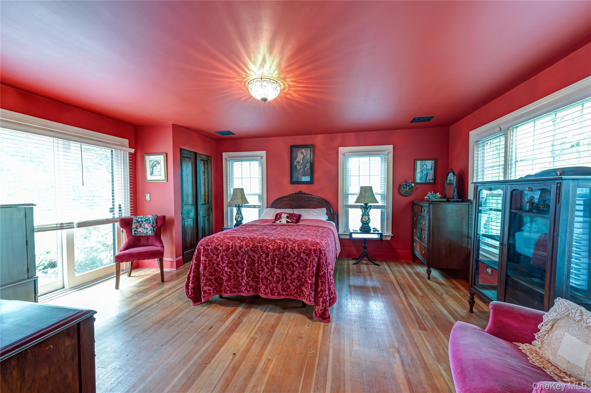Single Family Brooklyn Boulevard Suffolk County, NY 11718, MLS-1039689-7