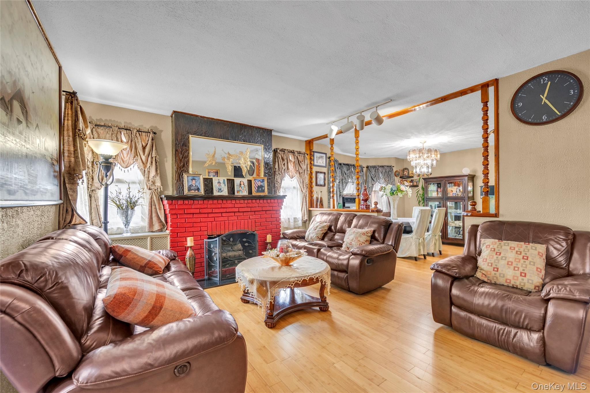 Single Family 12th Road Queens, NY 11357, MLS-1039705-10