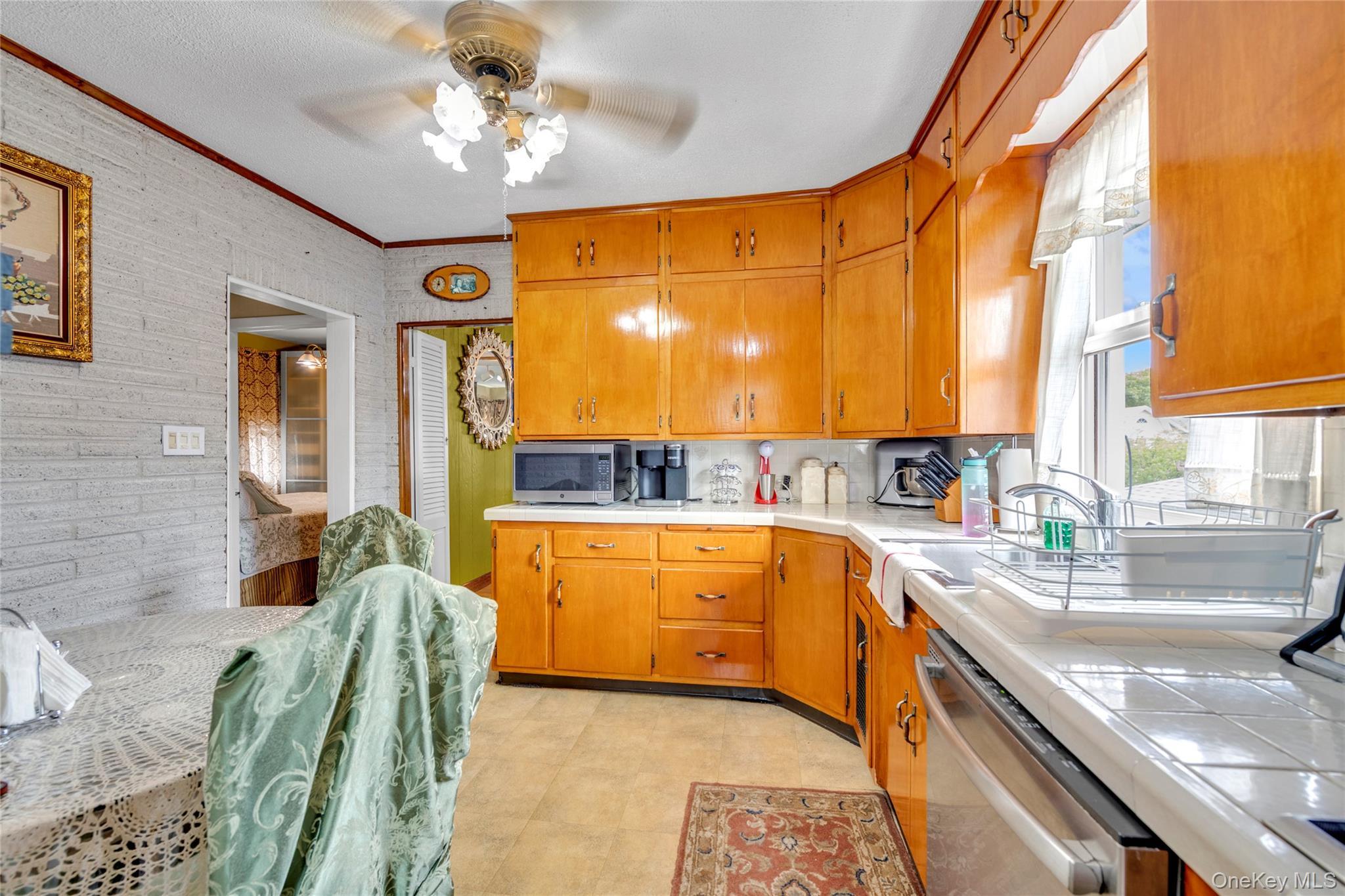 Single Family 12th Road Queens, NY 11357, MLS-1039705-14