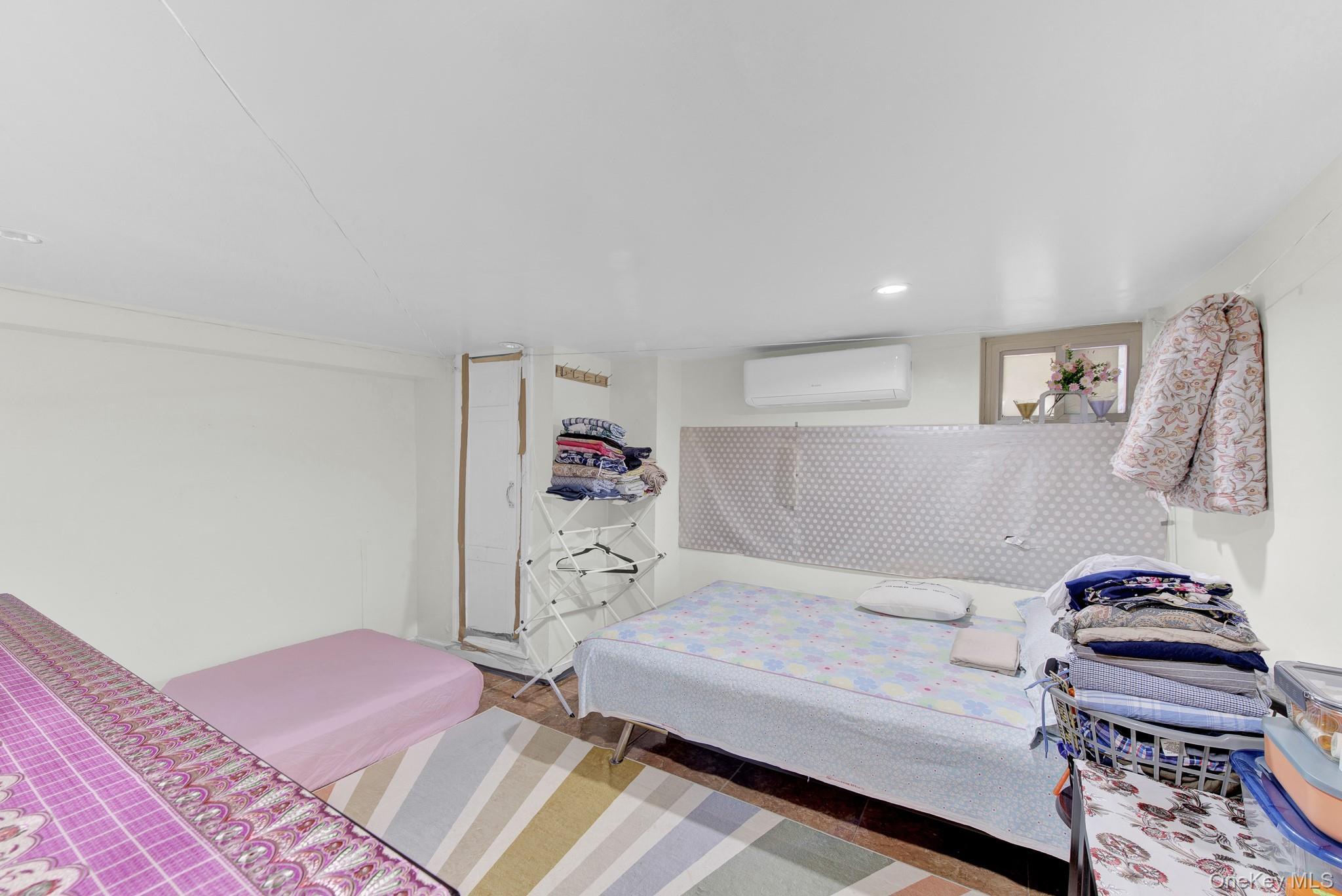 Single Family 118th Avenue Queens, NY 11434, MLS-1039708-19