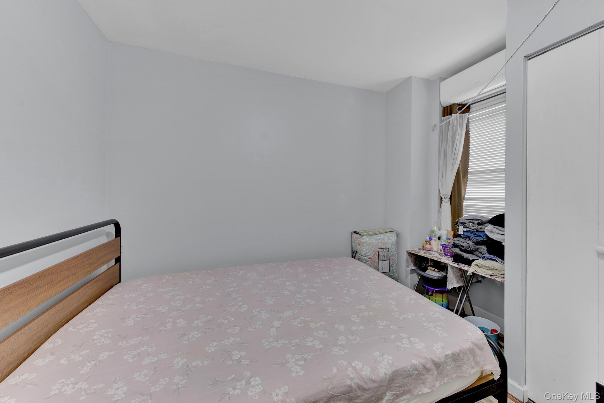 Single Family 118th Avenue Queens, NY 11434, MLS-1039708-6