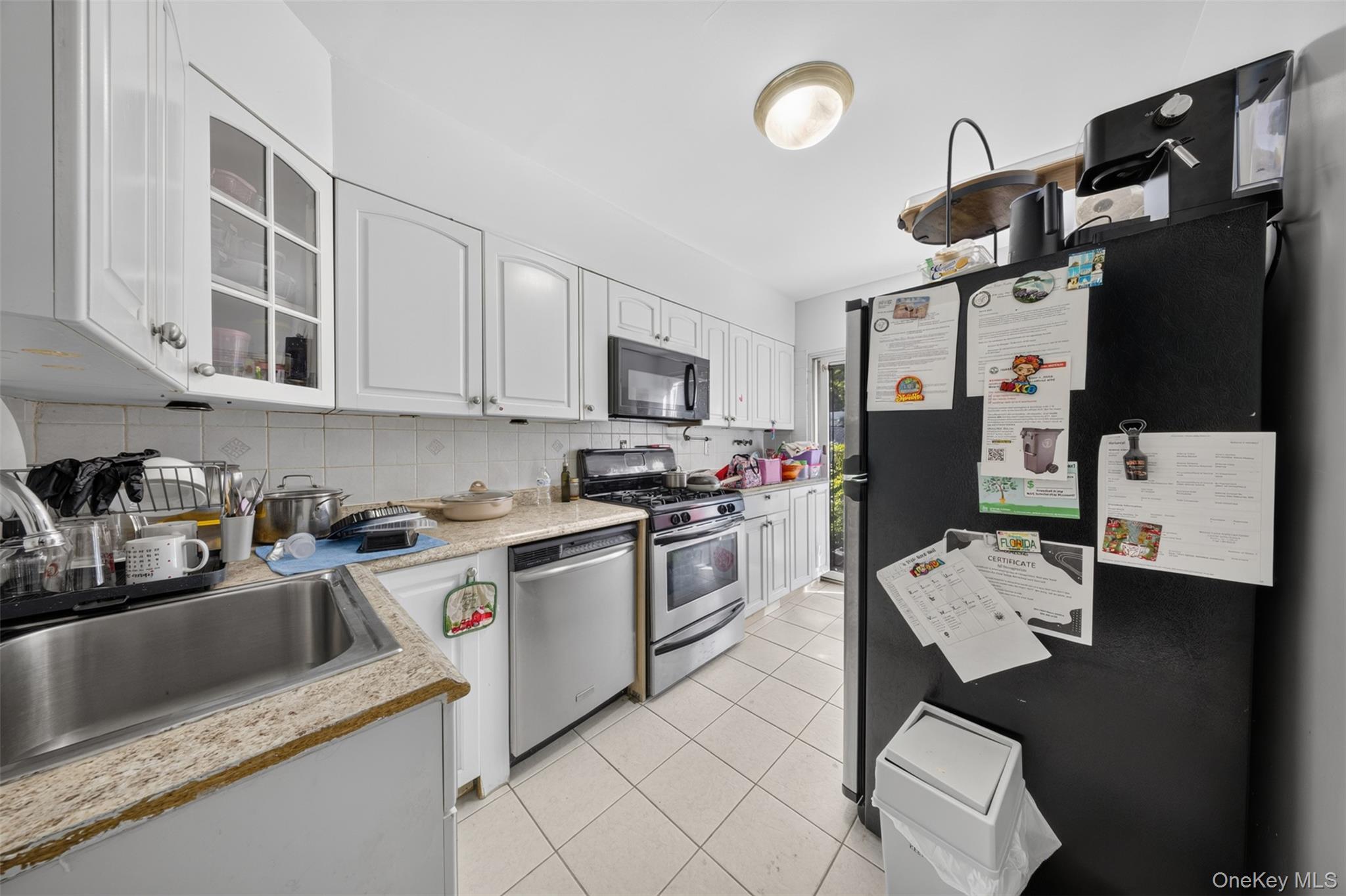 Single Family 69th Avenue Queens, NY 11364, MLS-1039714-7