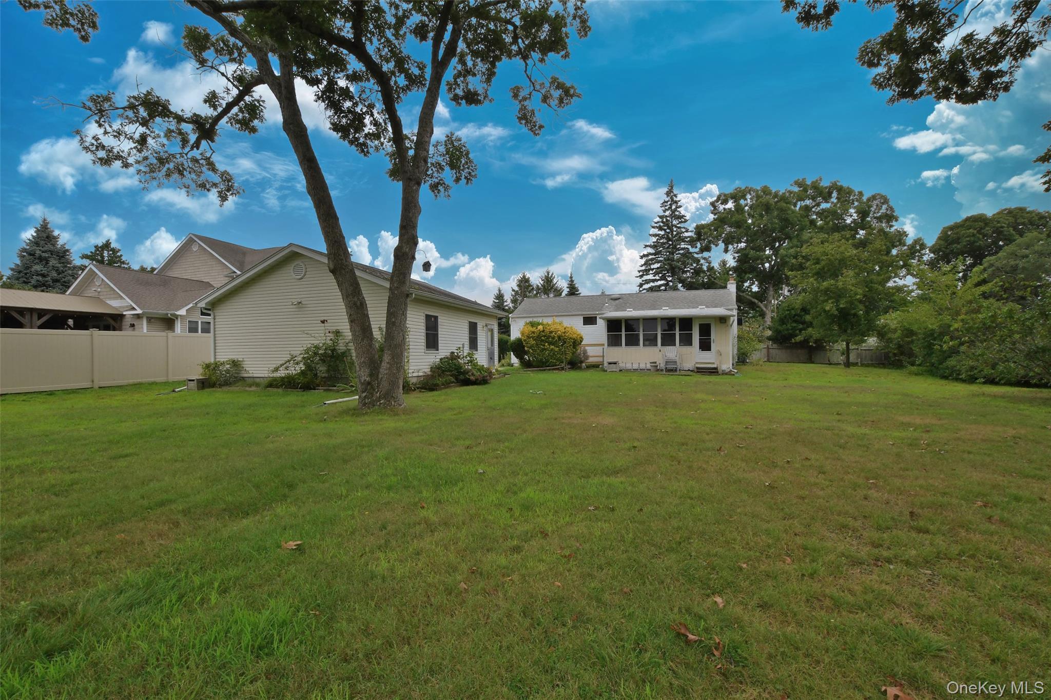 Single Family Island Boulevard Suffolk County, NY 11716, MLS-1039726-17