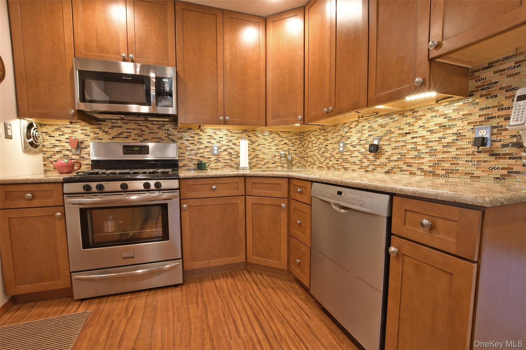 Single Family Island Boulevard Suffolk County, NY 11716, MLS-1039726-4