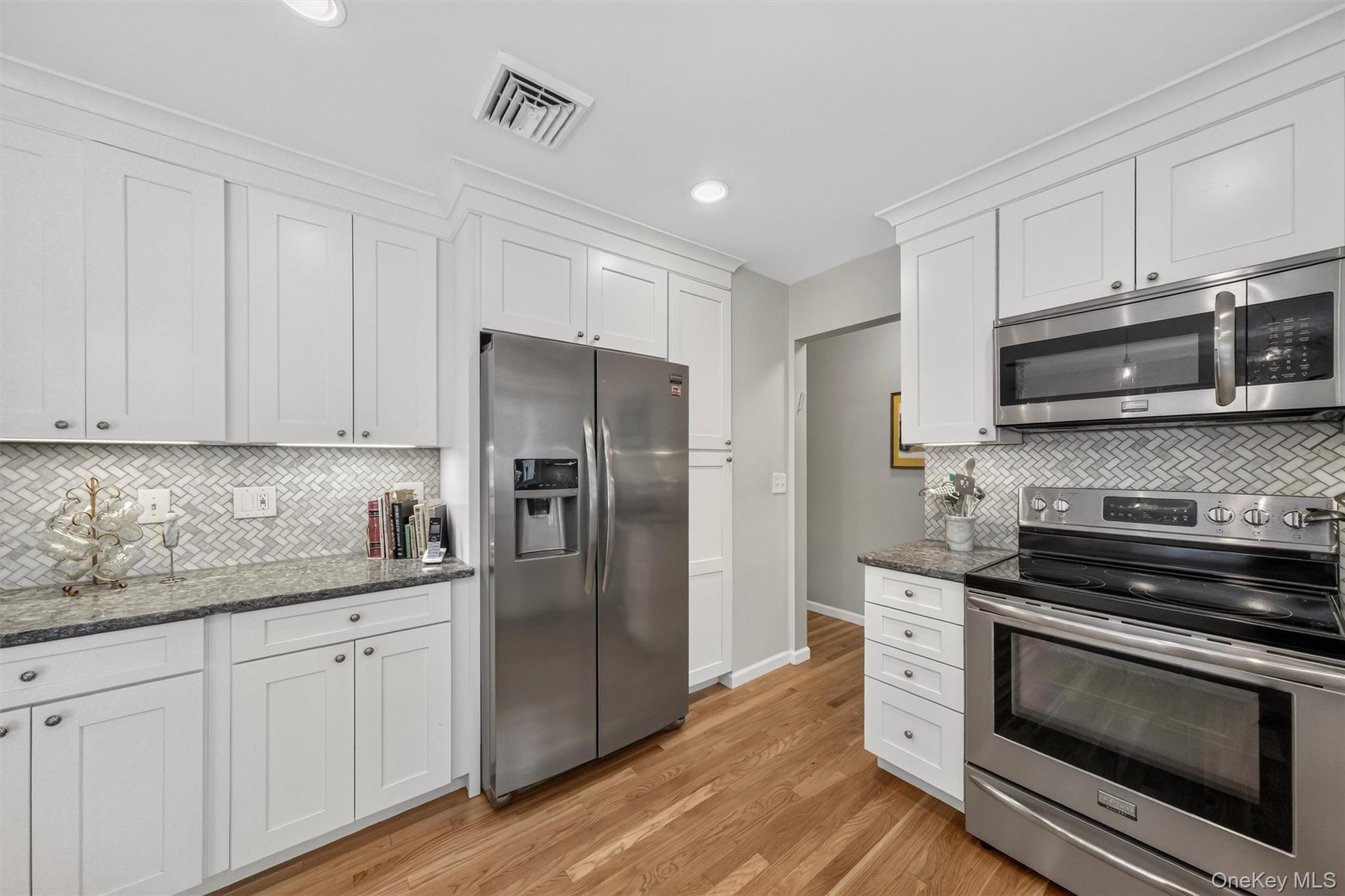 Single Family Hagan Drive Dutchess County, NY 12603, MLS-1039732-16