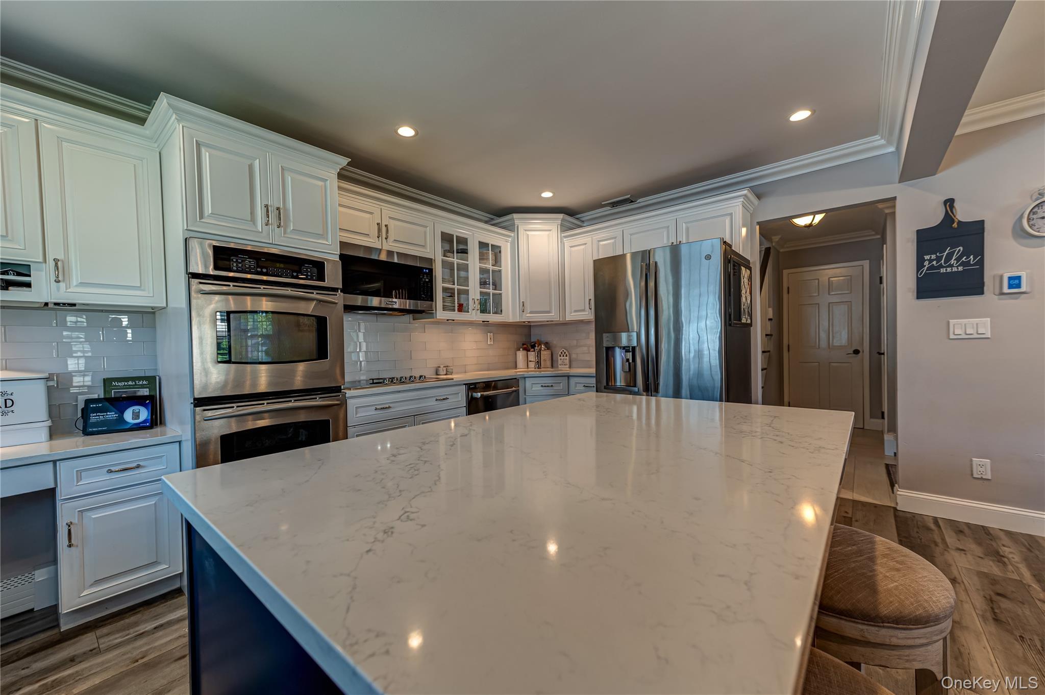 Single Family Pepperidge Road Suffolk County, NY 11769, MLS-1039743-9