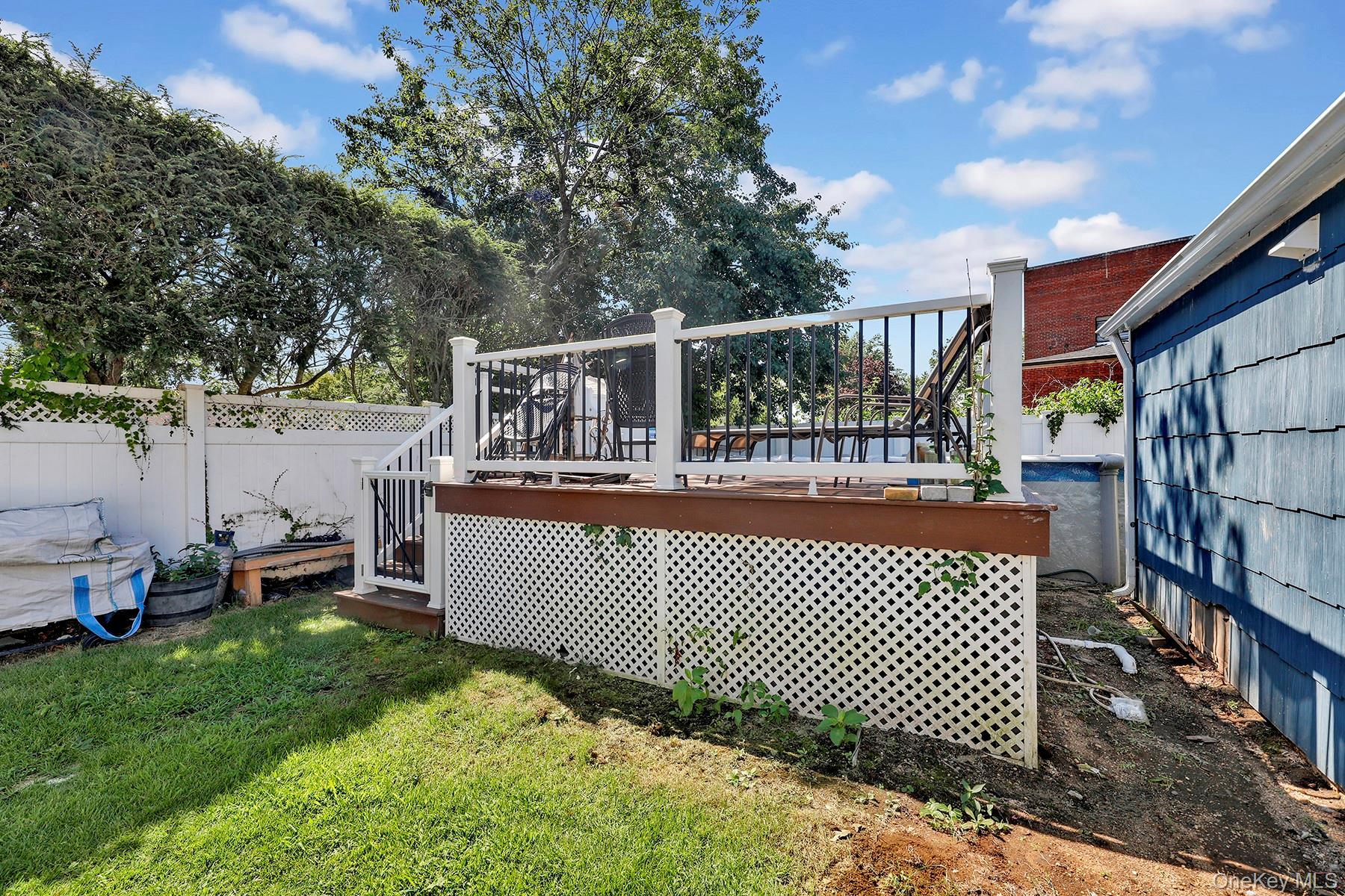 Single Family Madison Street Nassau County, NY 11003, MLS-1039752-28