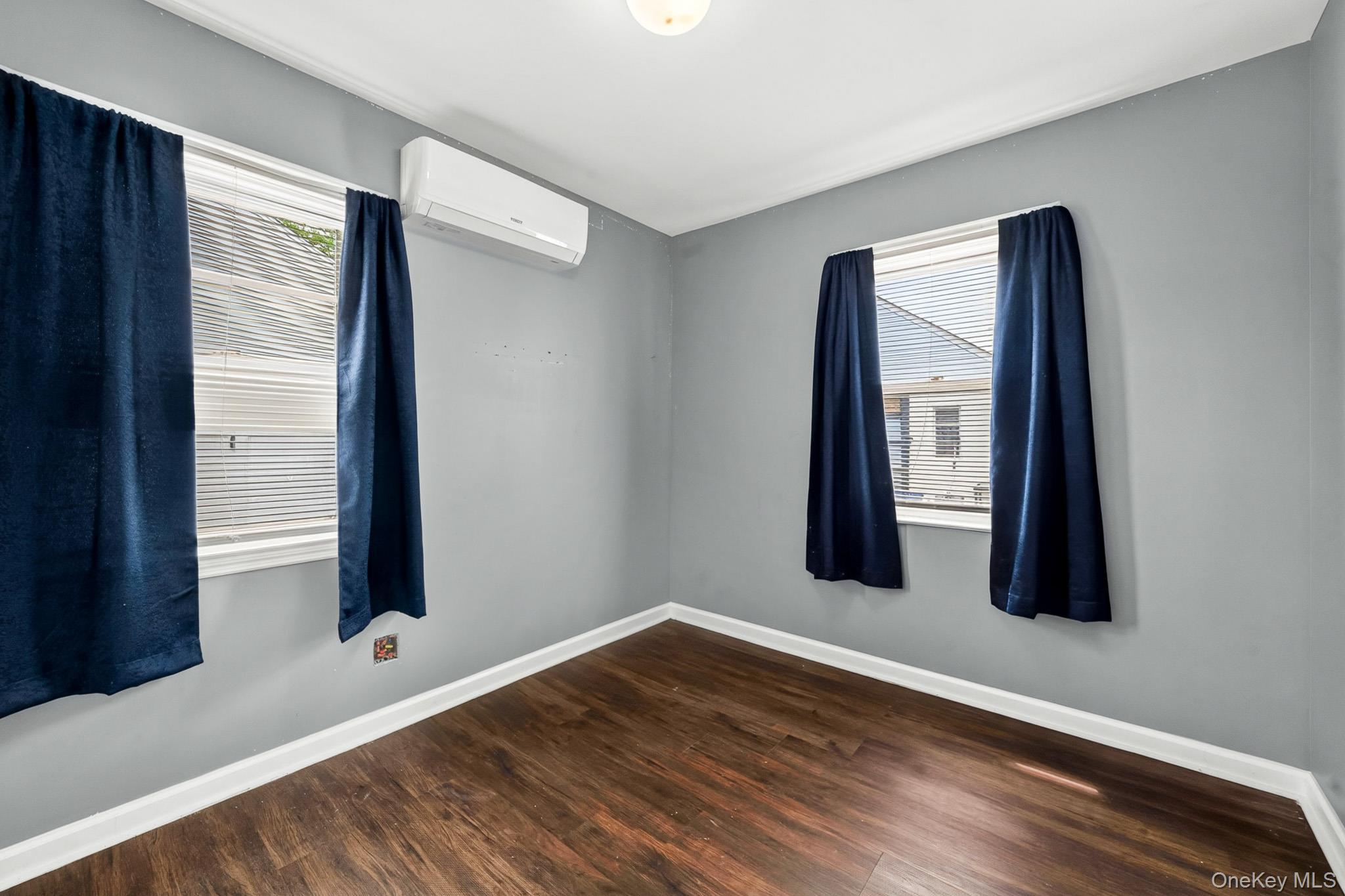 Single Family Park Court  Nassau County, NY 11735, MLS-1039758-17