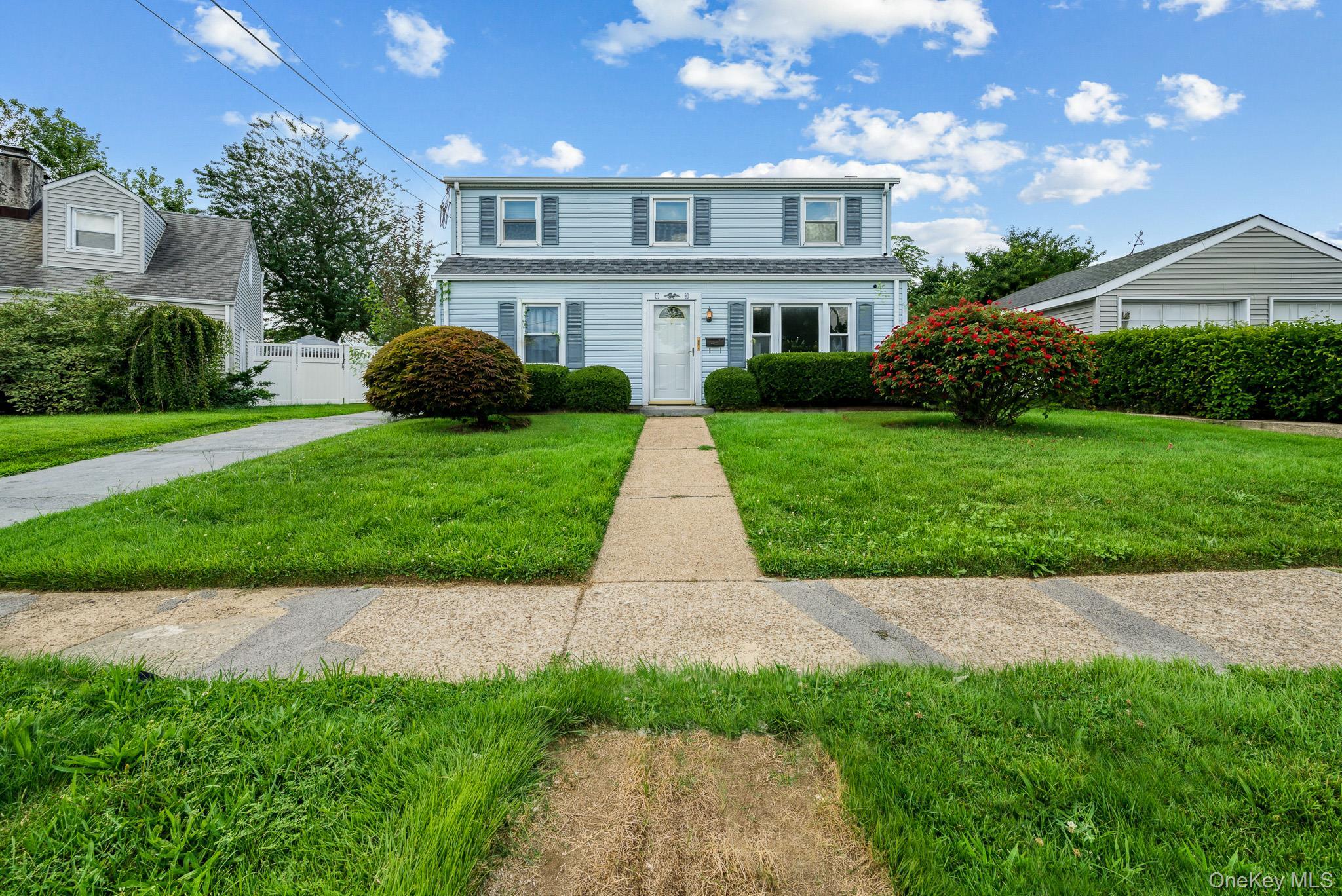 Single Family Park Court  Nassau County, NY 11735, MLS-1039758-2