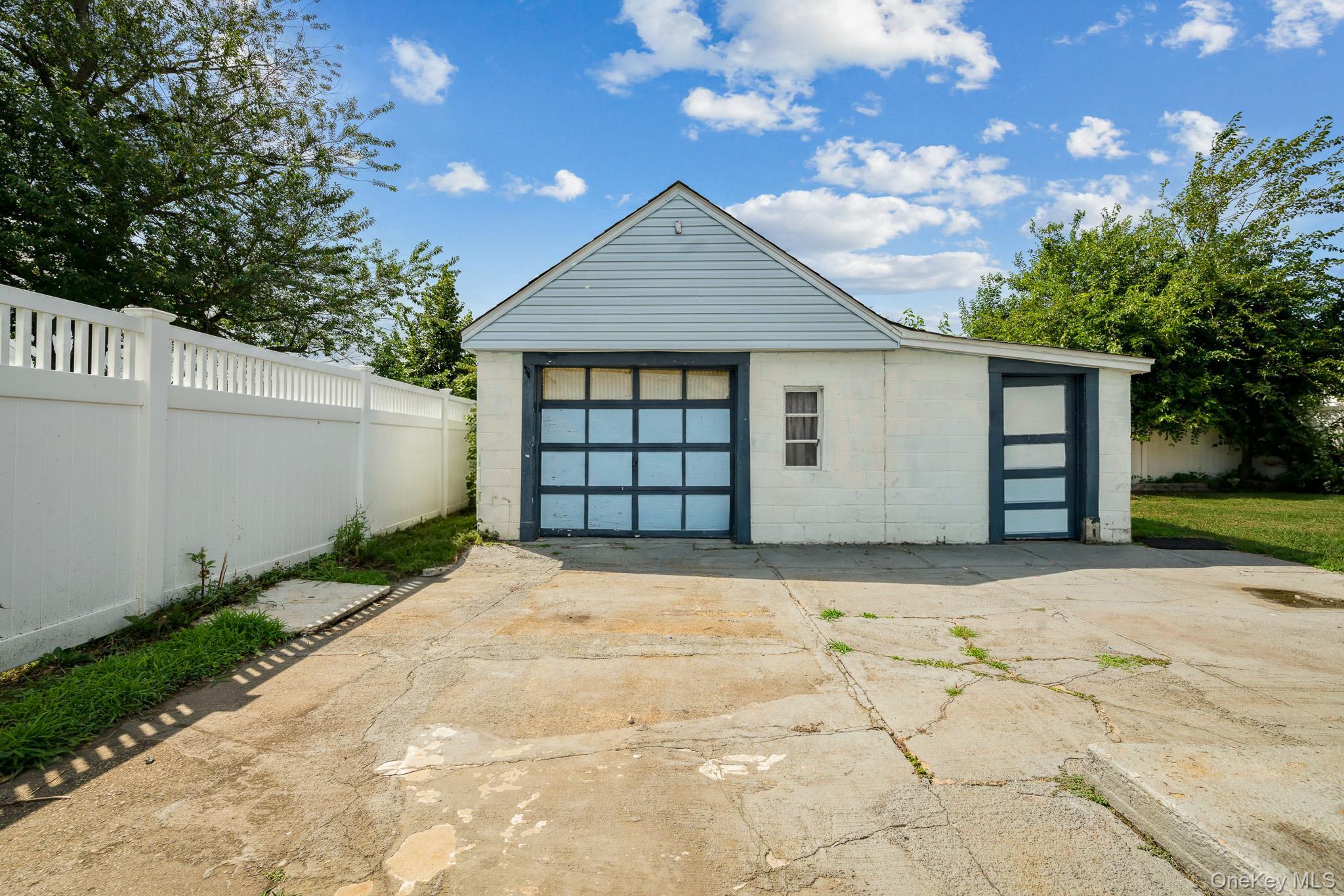 Single Family Park Court  Nassau County, NY 11735, MLS-1039758-29