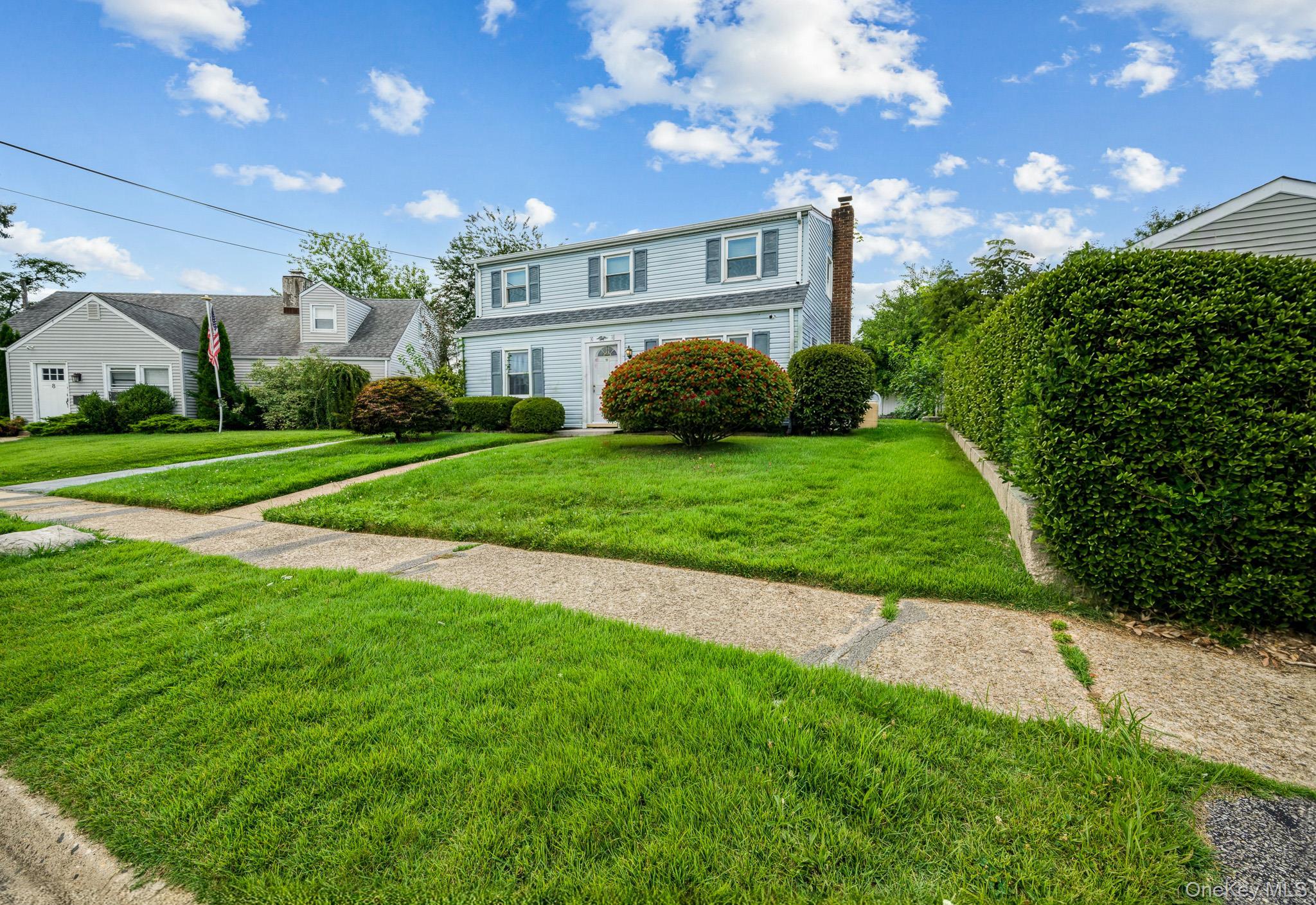 Single Family Park Court  Nassau County, NY 11735, MLS-1039758-3