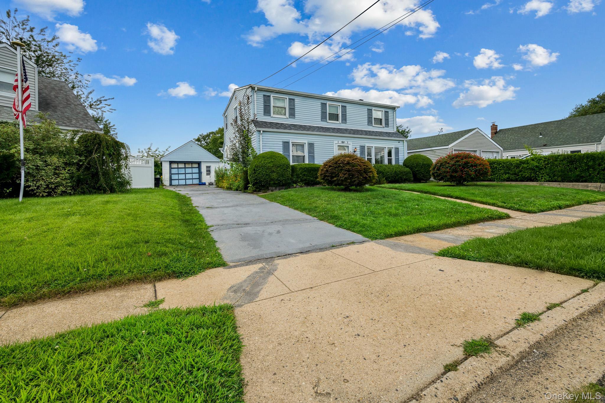 Single Family Park Court  Nassau County, NY 11735, MLS-1039758-4