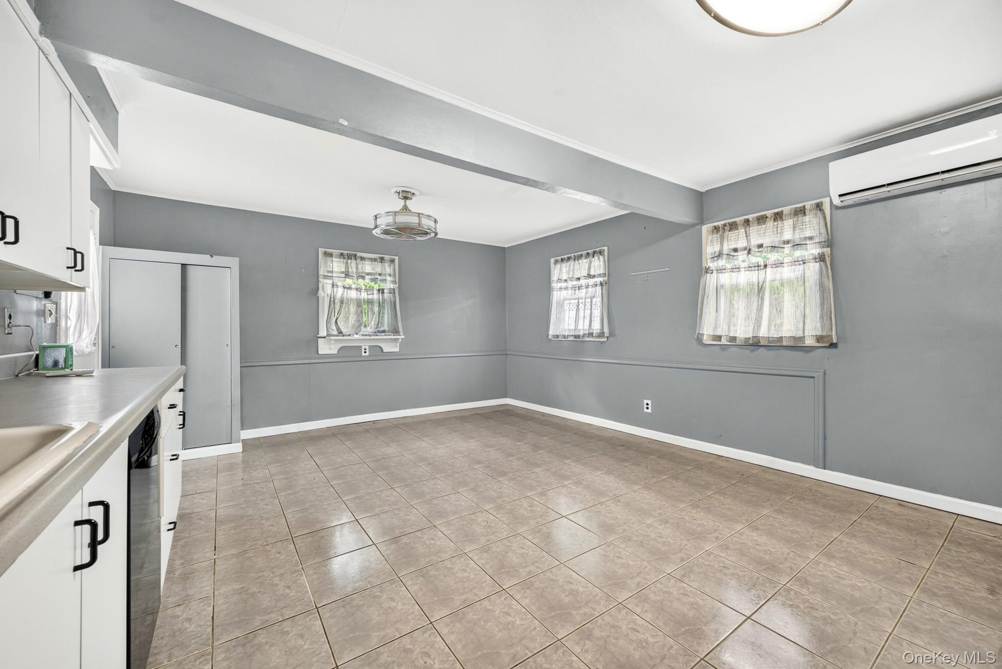 Single Family Park Court  Nassau County, NY 11735, MLS-1039758-9