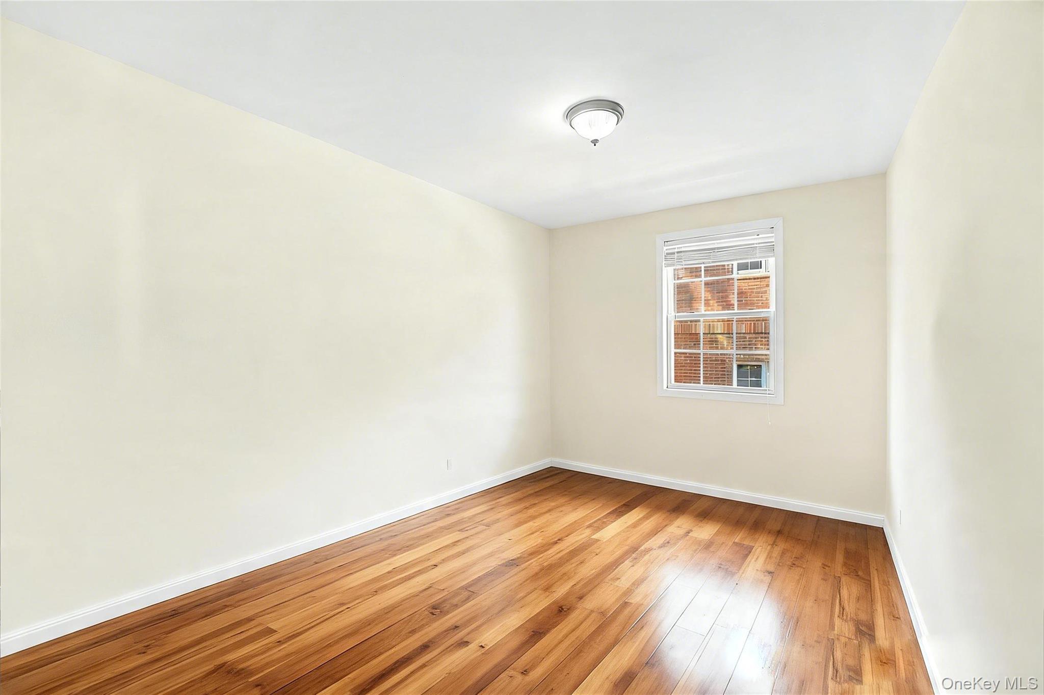 Single Family 77th Road Queens, NY 11366, MLS-1039771-13