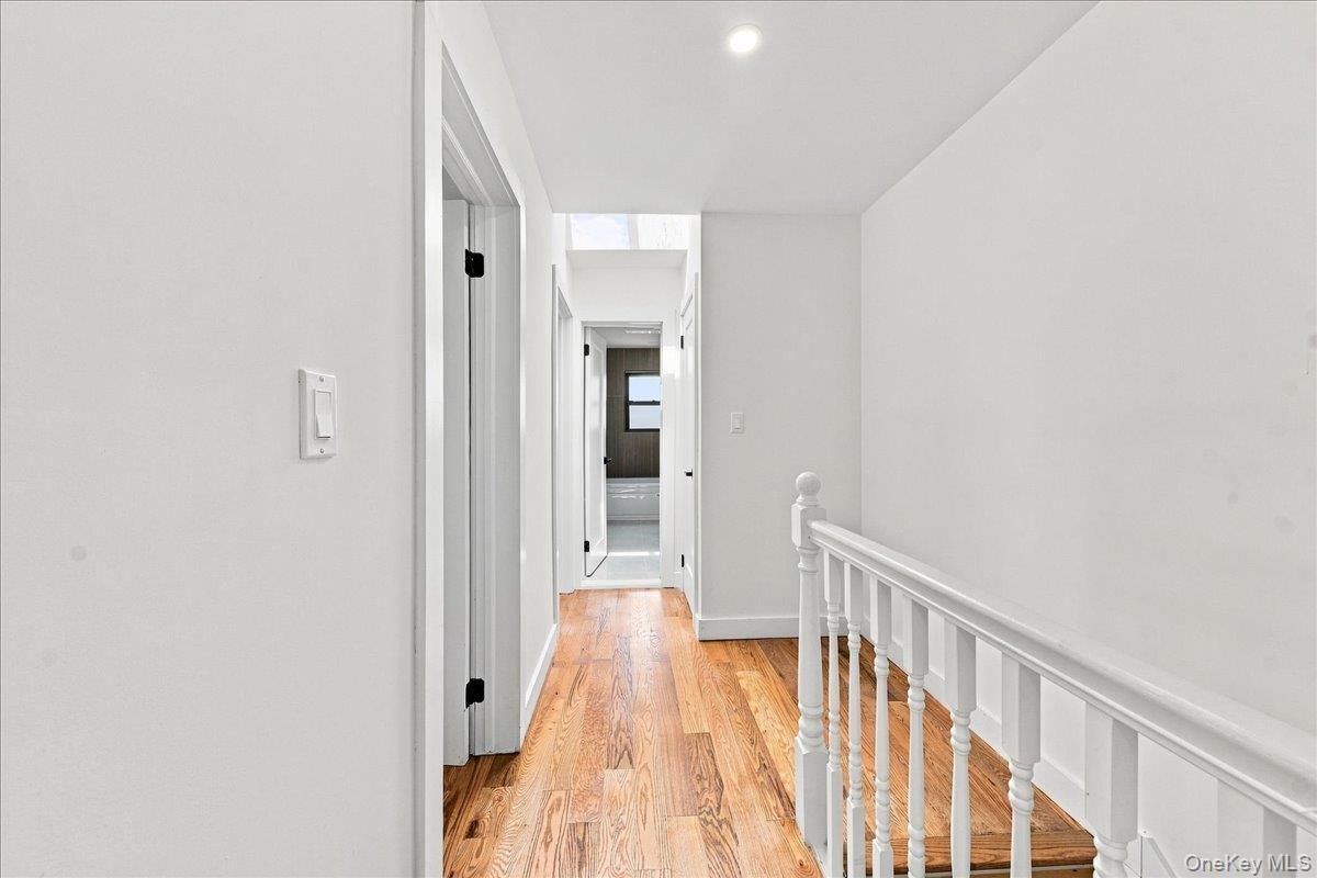 Single Family Pelham Parkway N Bronx, NY 10469, MLS-1039773-19