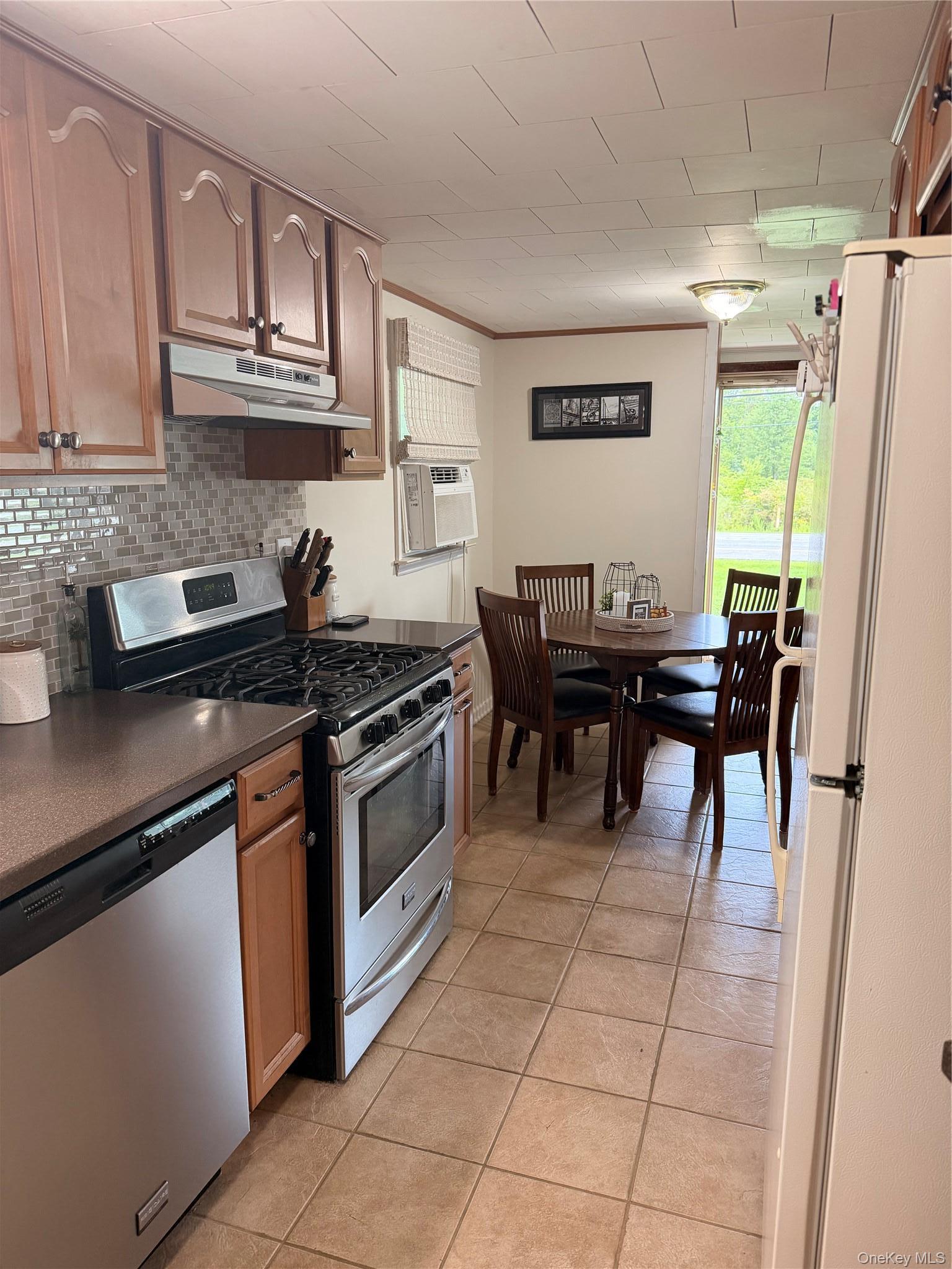 Single Family State Route 17k Orange County, NY 12549, MLS-1039803-3
