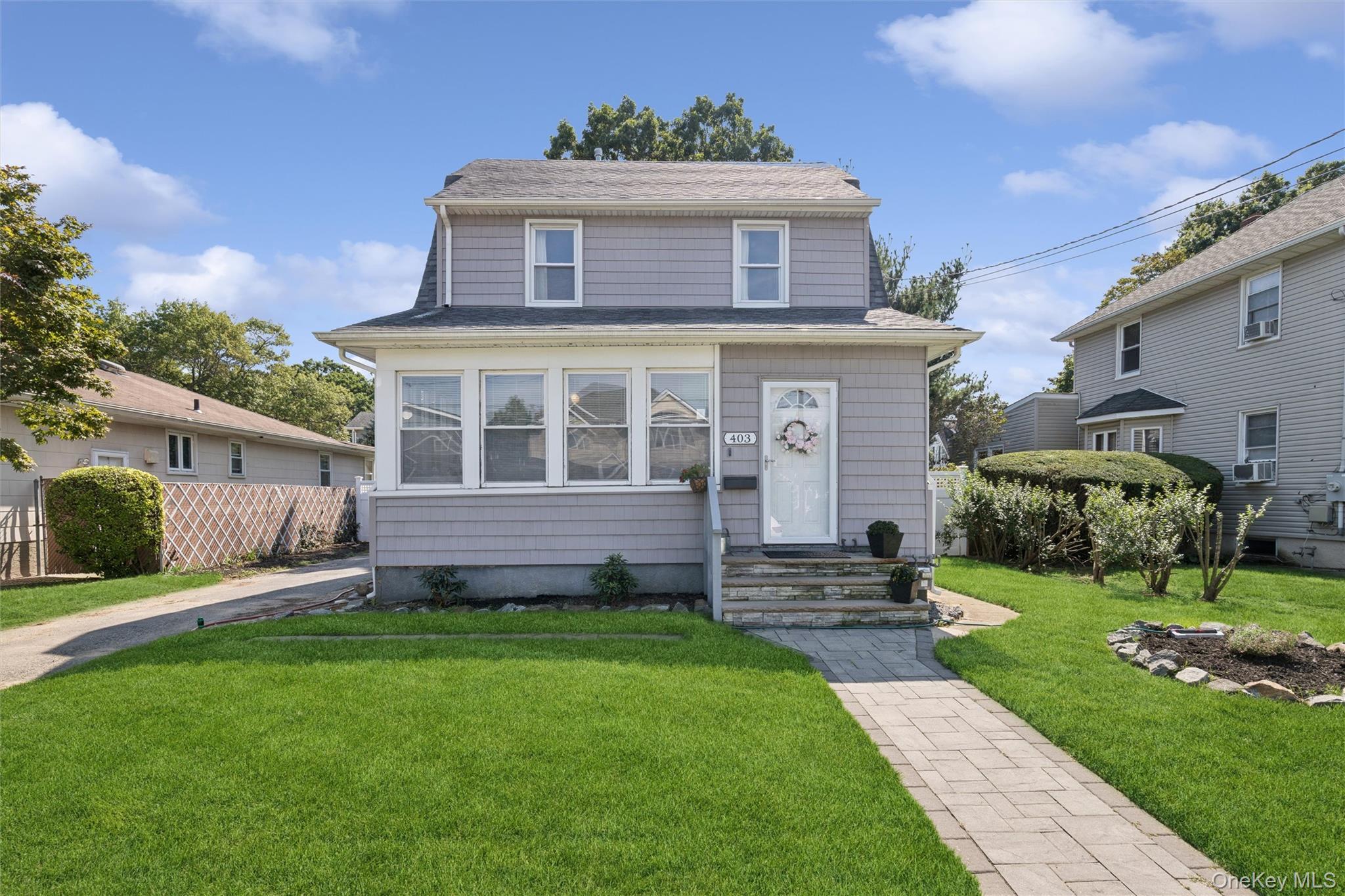 Single Family Clinton Street  Nassau County, NY 11710, MLS-1039809-2
