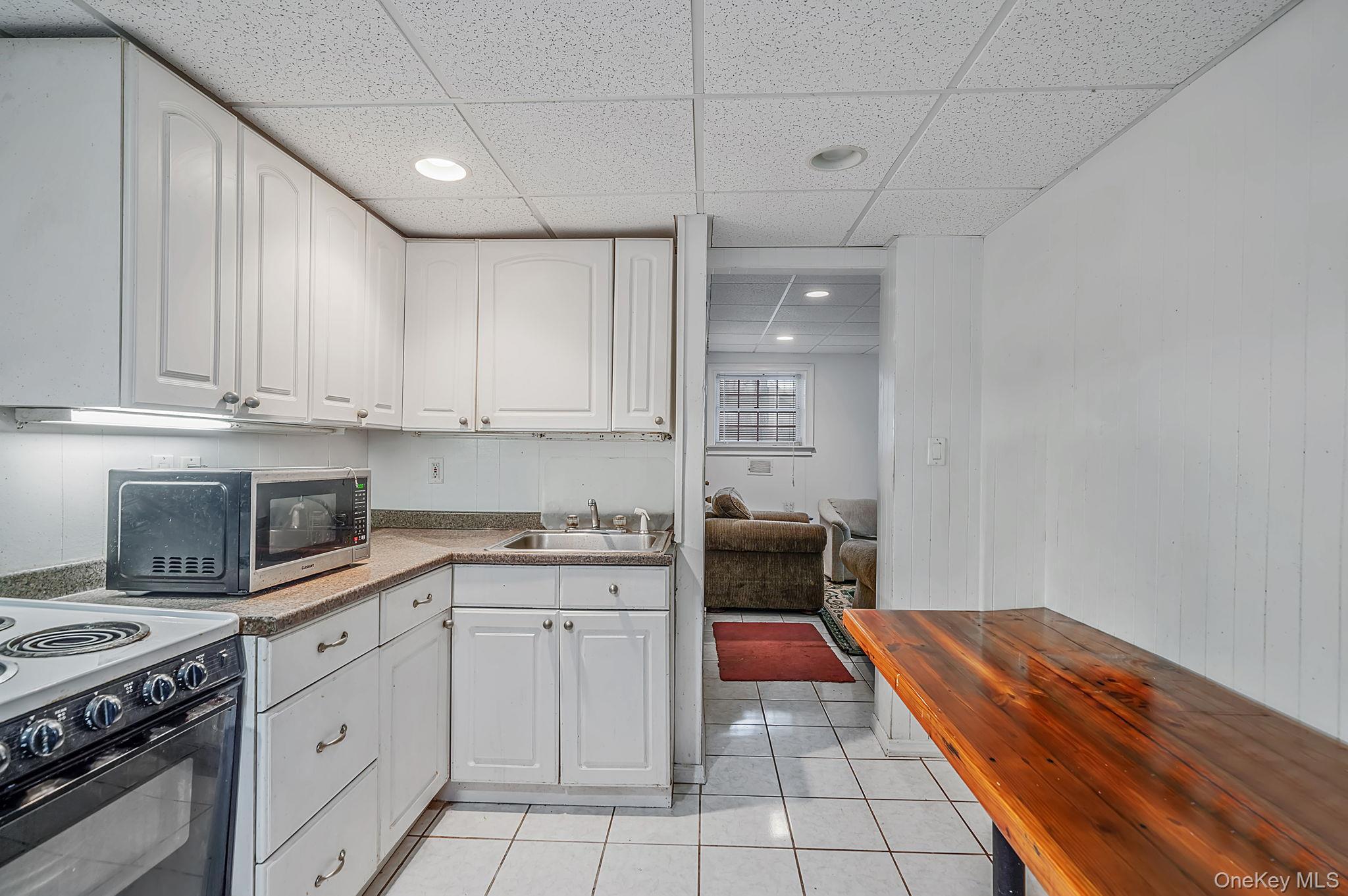 Single Family Colonial Drive  Suffolk County, NY 11787, MLS-1039816-34