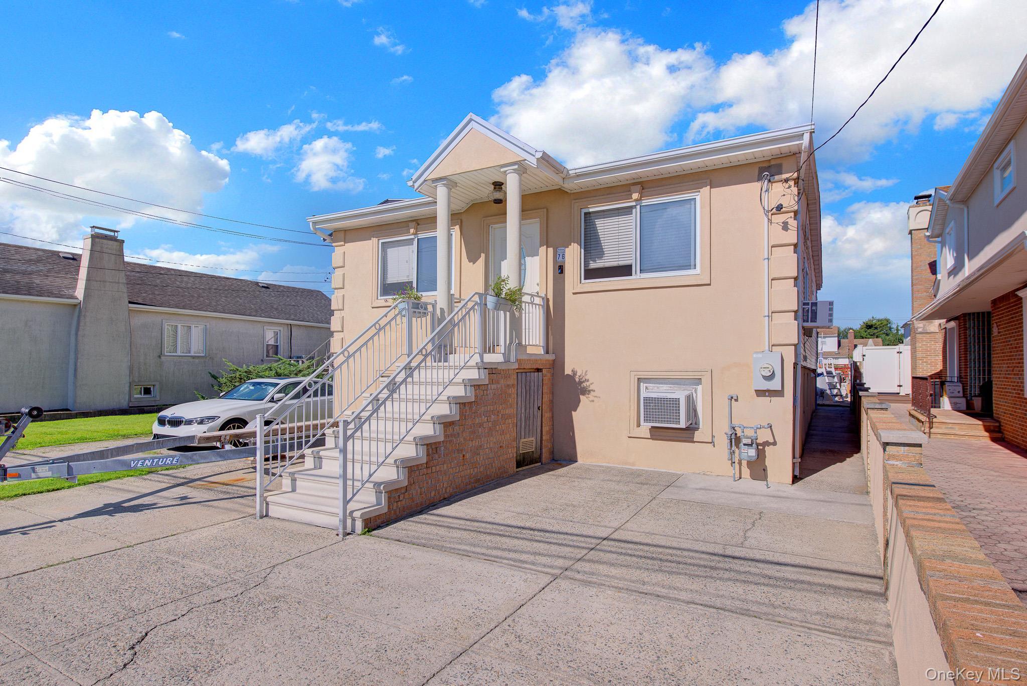 Single Family Suffolk Road  Nassau County, NY 11558, MLS-1039818-3
