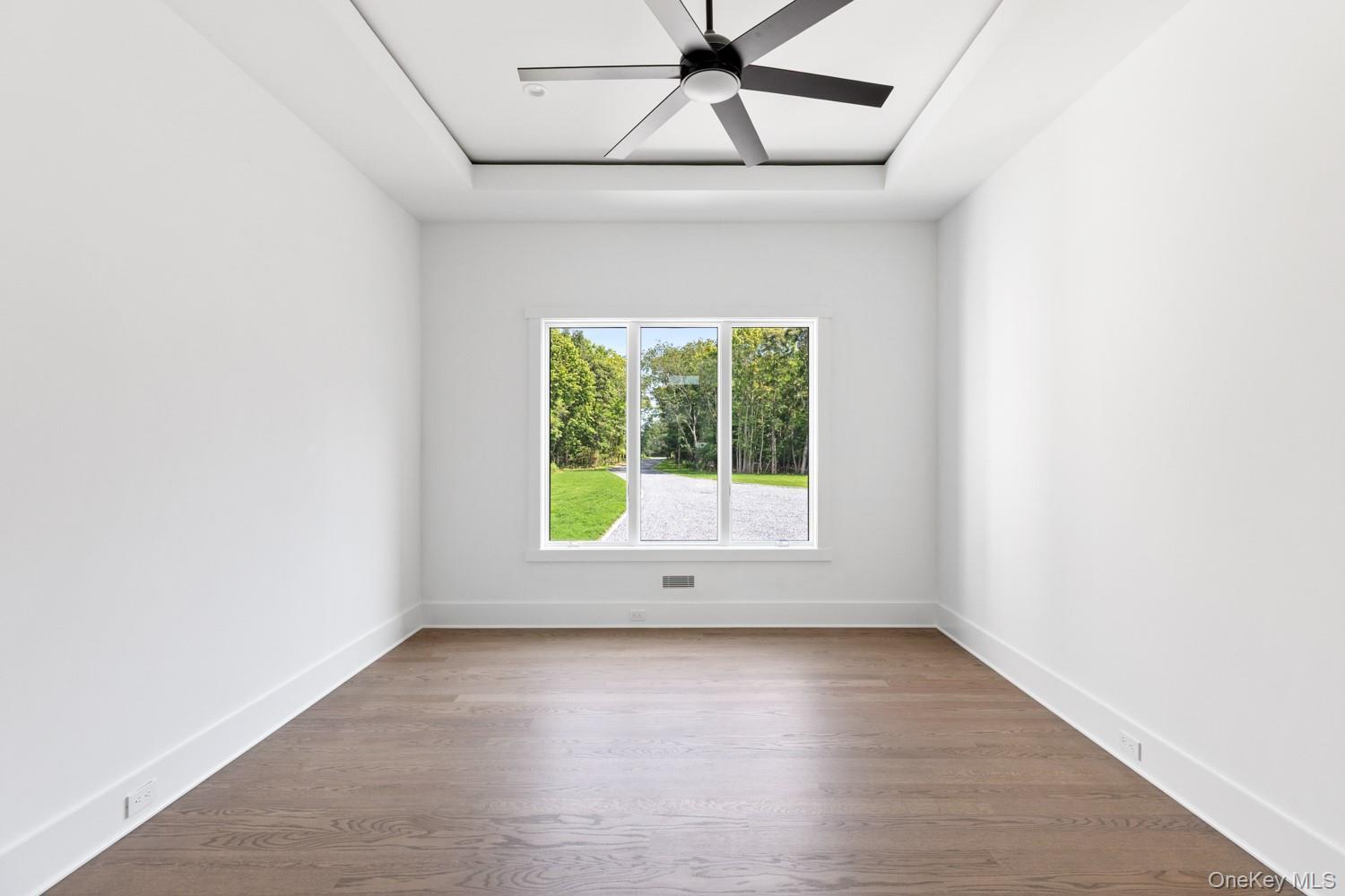 Single Family Old Neck Road S  Suffolk County, NY 11934, MLS-1039826-15