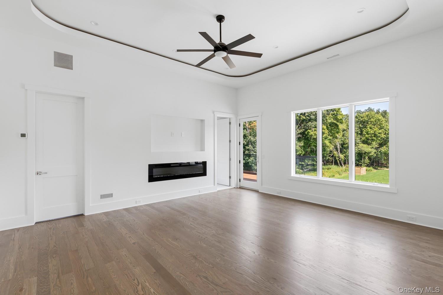 Single Family Old Neck Road S  Suffolk County, NY 11934, MLS-1039826-21