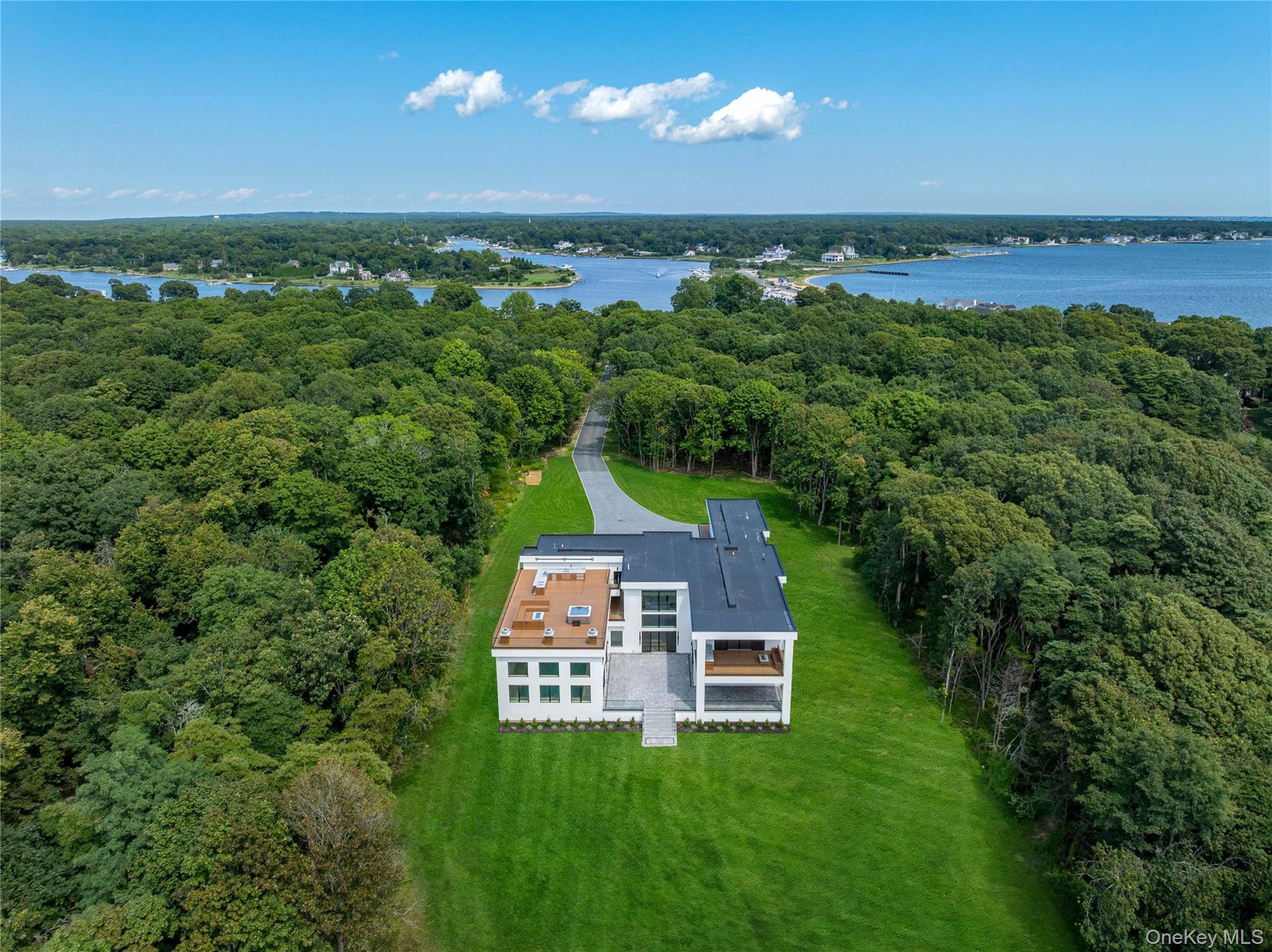 Single Family Old Neck Road S  Suffolk County, NY 11934, MLS-1039826-46