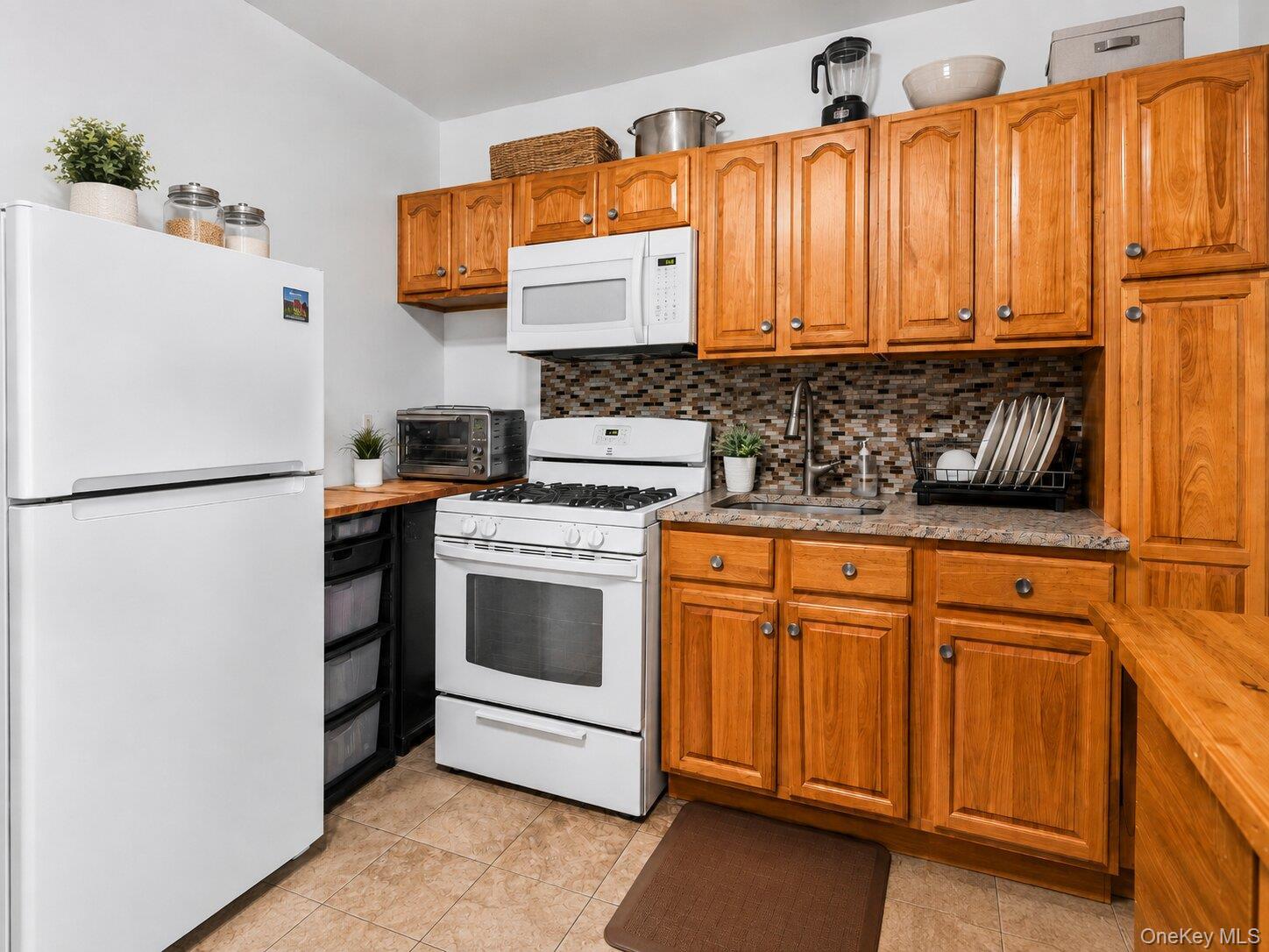 Single Family Linden Boulevard  Queens, NY 11417, MLS-1039830-10