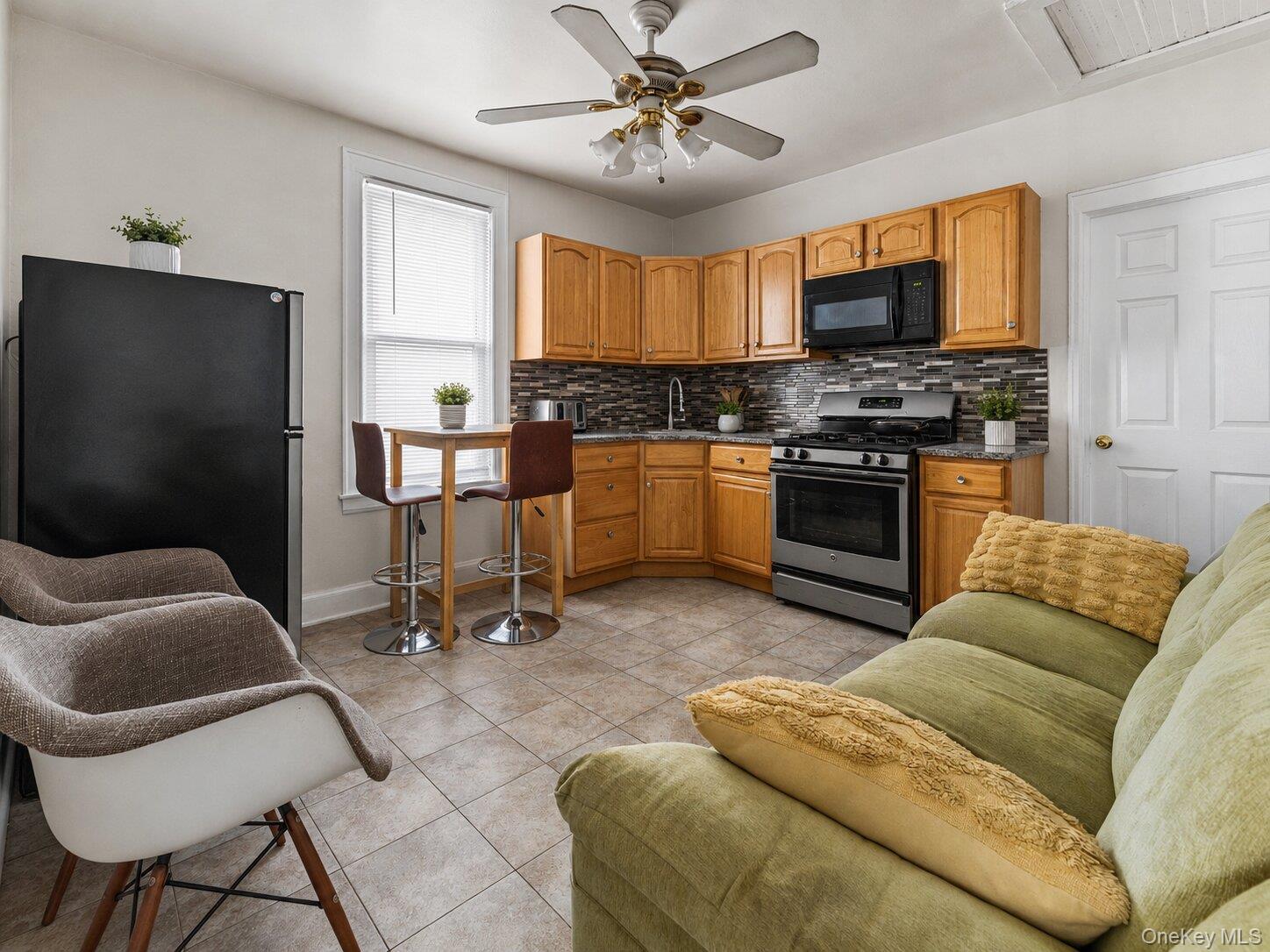 Single Family Linden Boulevard  Queens, NY 11417, MLS-1039830-22