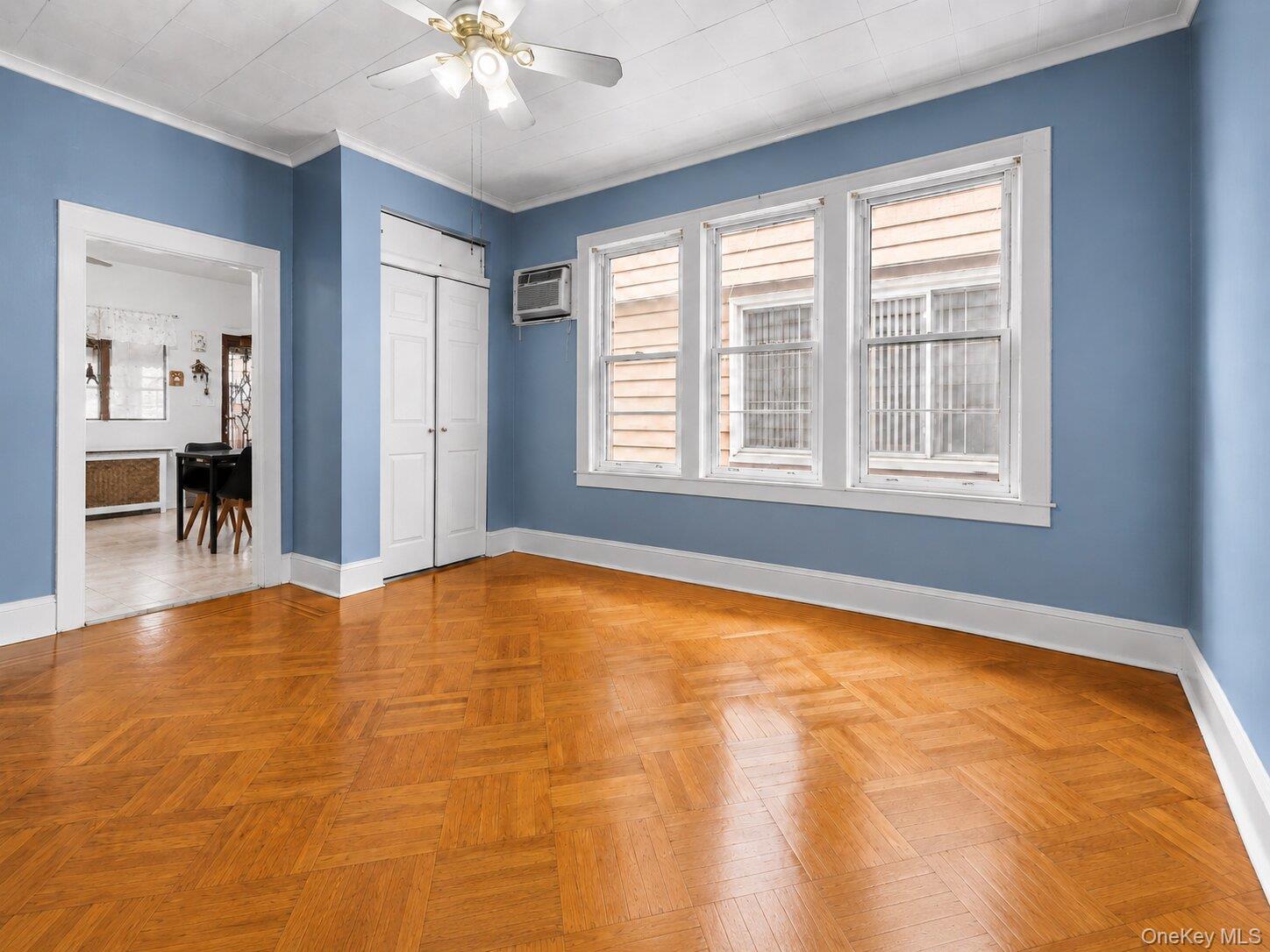 Single Family Linden Boulevard  Queens, NY 11417, MLS-1039830-5