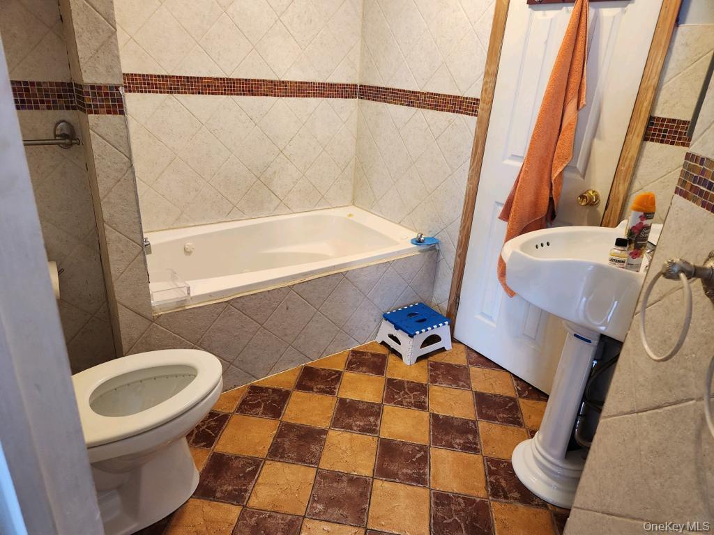 Single Family Beach 3rd Street  Queens, NY 11691, MLS-1039869-11