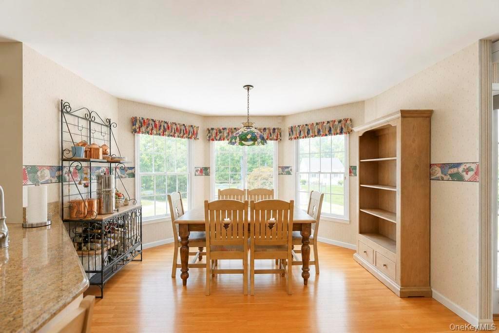 Single Family Hayrick Lane  Suffolk County, NY 11725, MLS-1039870-14