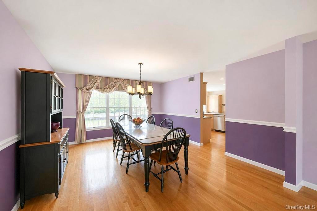Single Family Hayrick Lane  Suffolk County, NY 11725, MLS-1039870-20