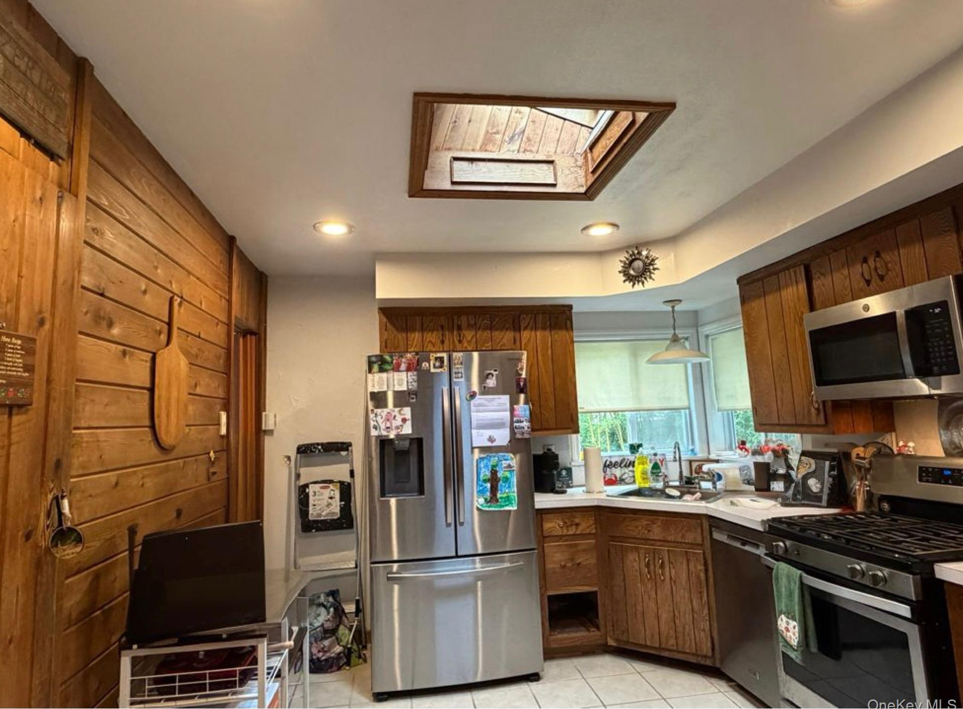 Single Family Parkside Avenue Suffolk County, NY 11764, MLS-1039881-2