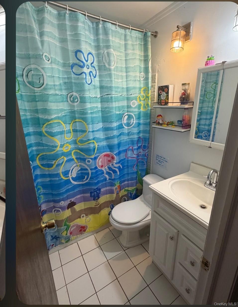 Single Family Parkside Avenue Suffolk County, NY 11764, MLS-1039881-4