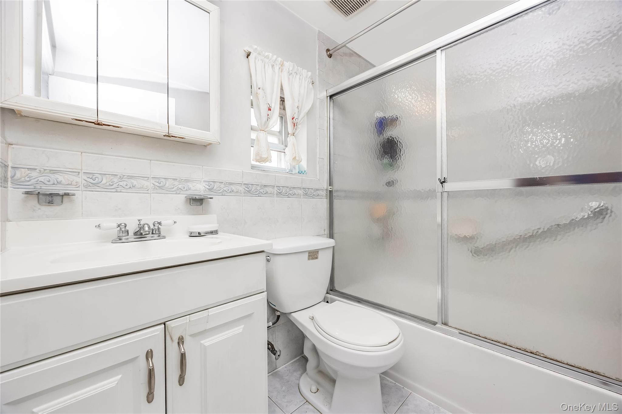 Single Family 220th Street  Queens, NY 11429, MLS-1039891-18