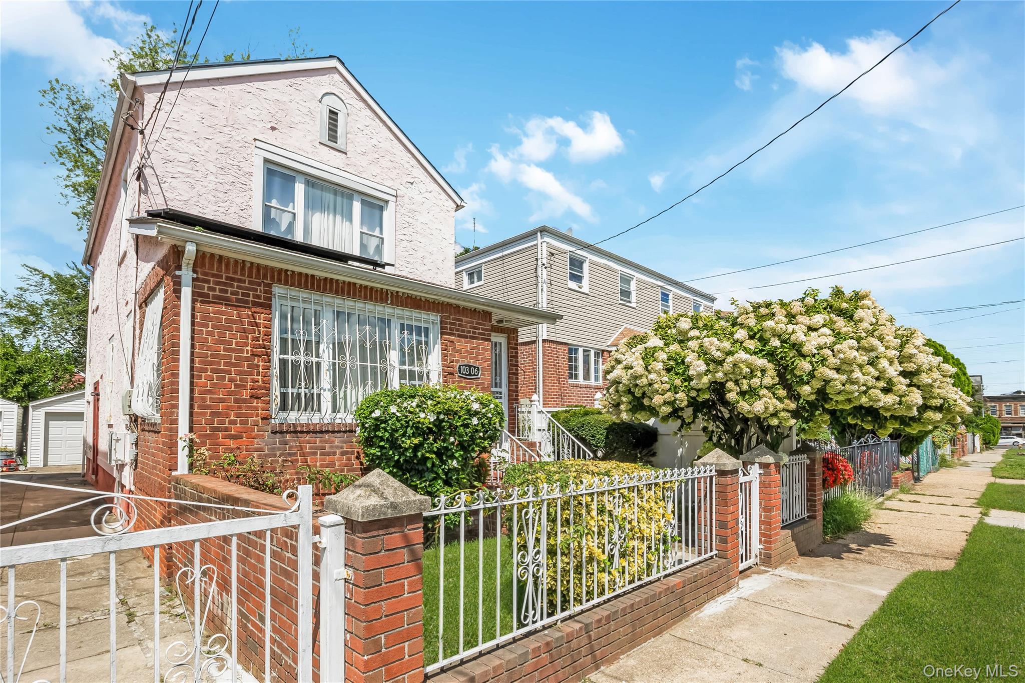 Single Family 220th Street  Queens, NY 11429, MLS-1039891-2