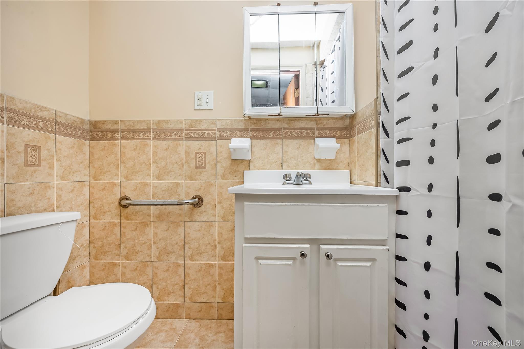 Single Family 220th Street  Queens, NY 11429, MLS-1039891-21